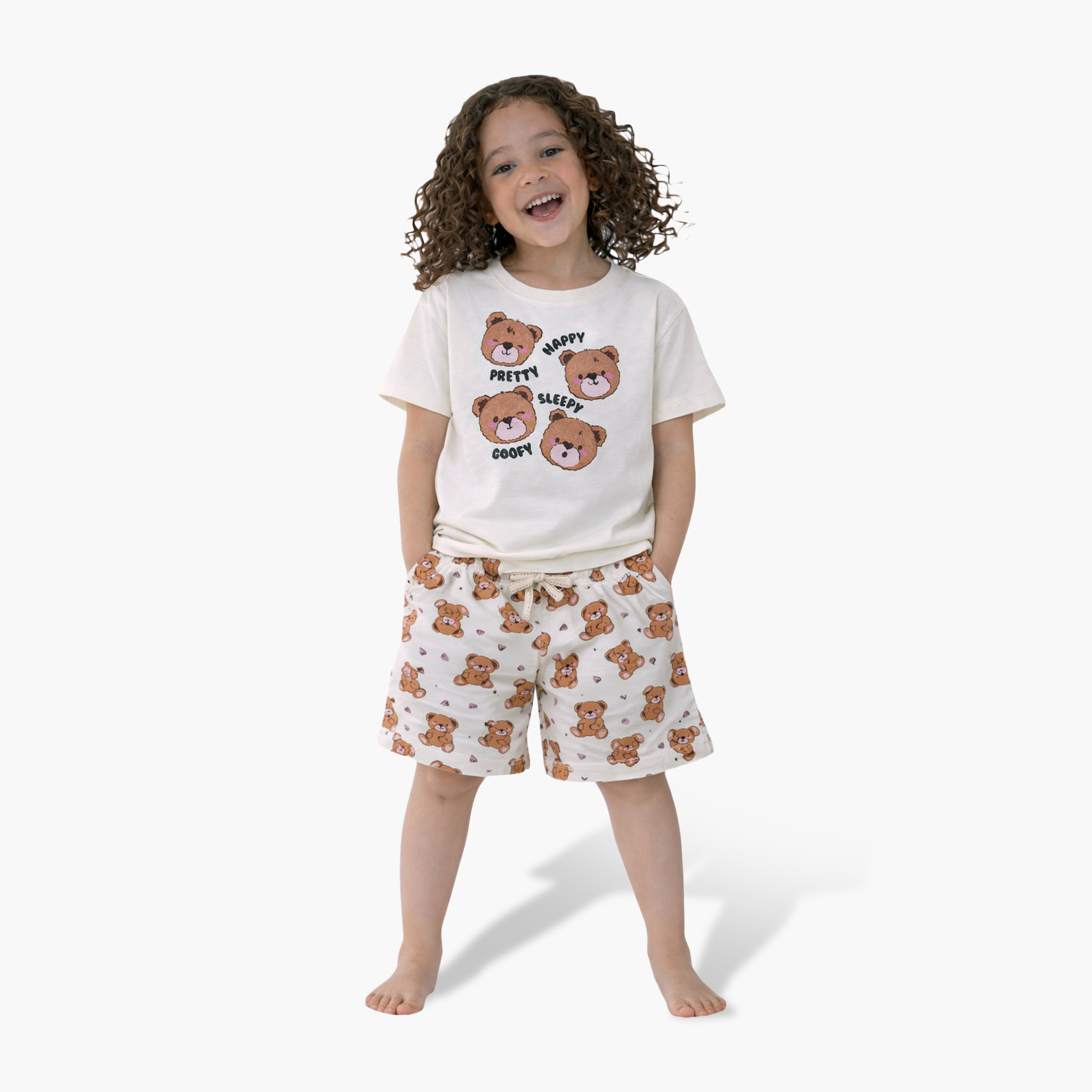طقم تي شيرت برسومات وجوه تيدي وشورت بطبعة كاملة من فيكتور آند جين-girls-clothing-setsandcoords-image-1