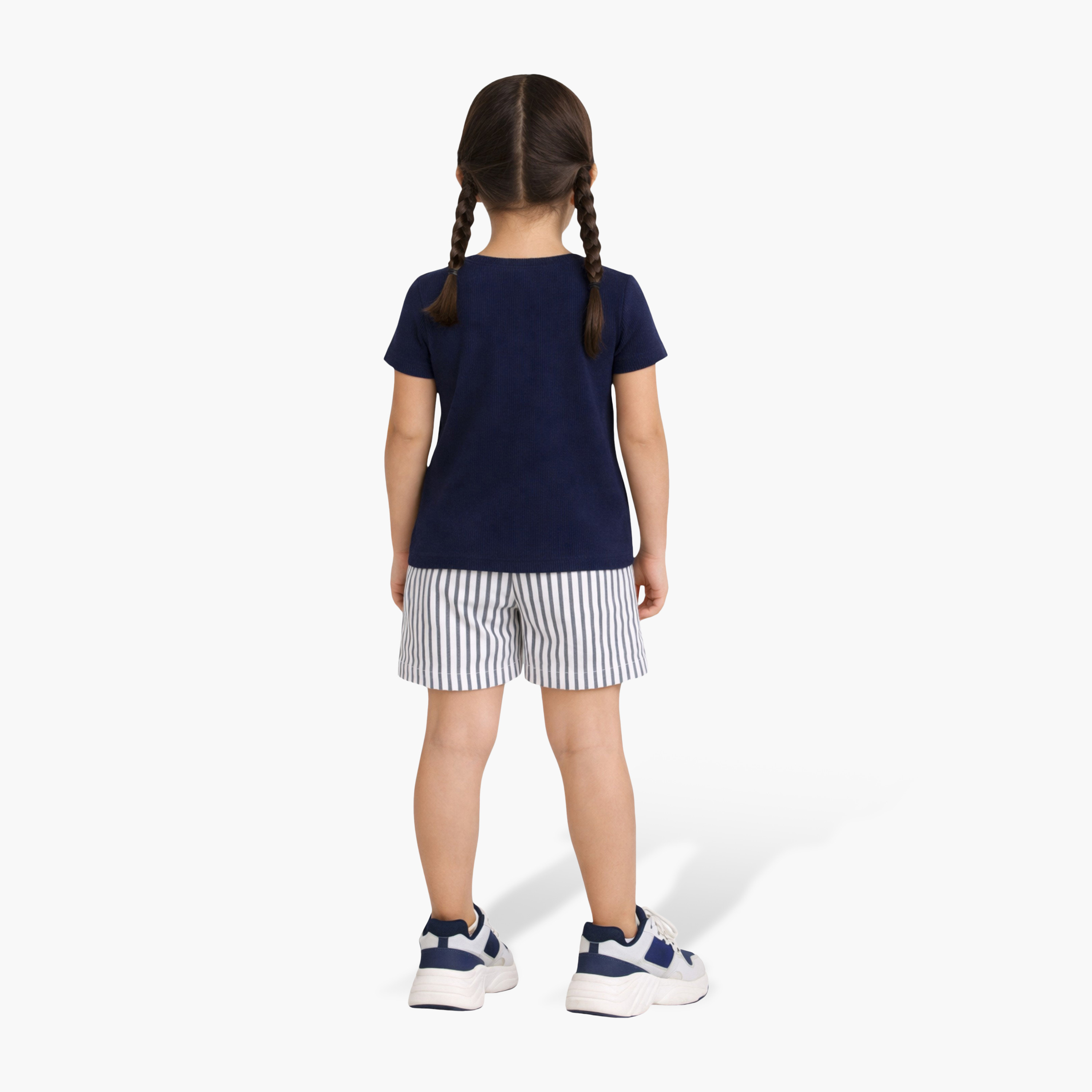 طقم تيشيرت مخطط بأكمام قصيرة وشورت من فيكتور أند جين-girls-clothing-setsandcoords-image-3