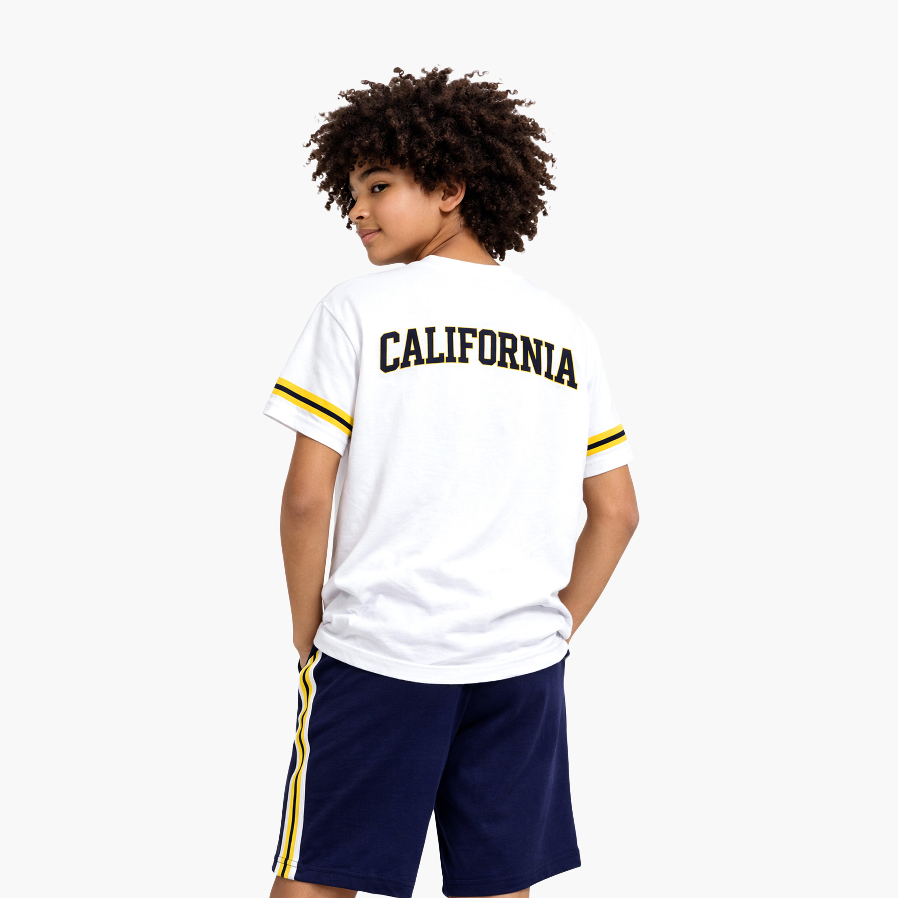 طقم مكون من تيشيرت "California 56" وشورت قطعتين من فيكتور آند جين-boys-clothing-setsandcoords-image-5