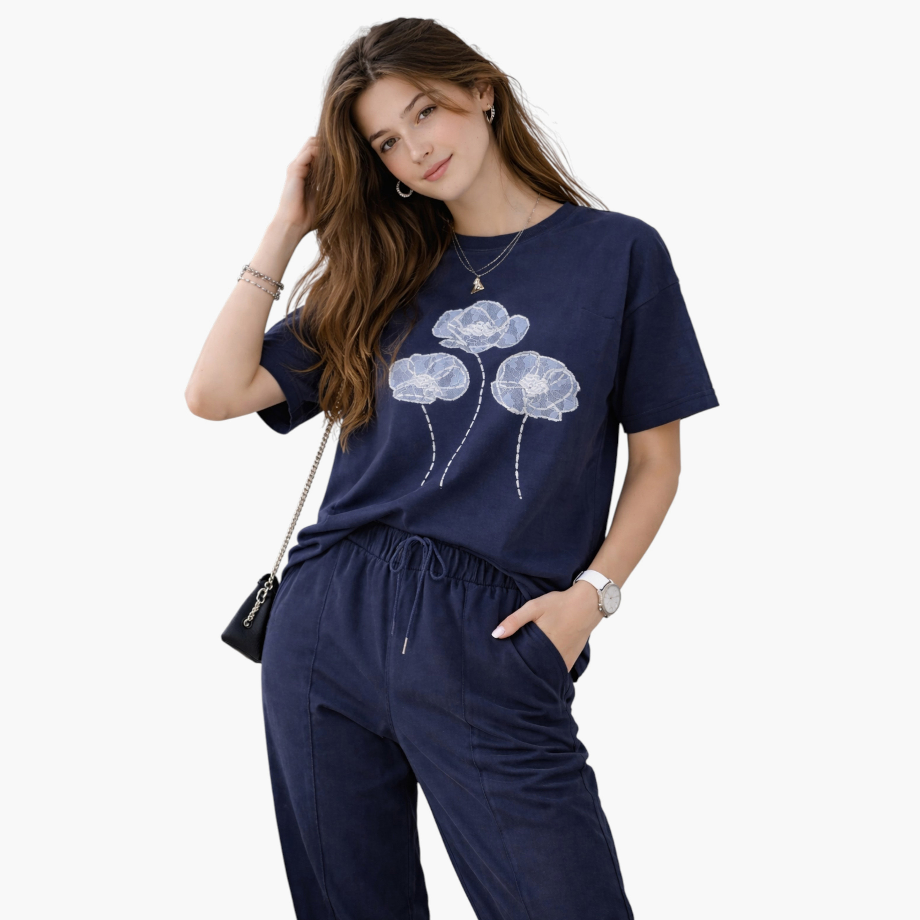 تيشيرت "أوفرسايز" مطرز بطبعة شاطئ كوباكابانا من فيكتور آند جين-girls-clothing-tshirts-image-3