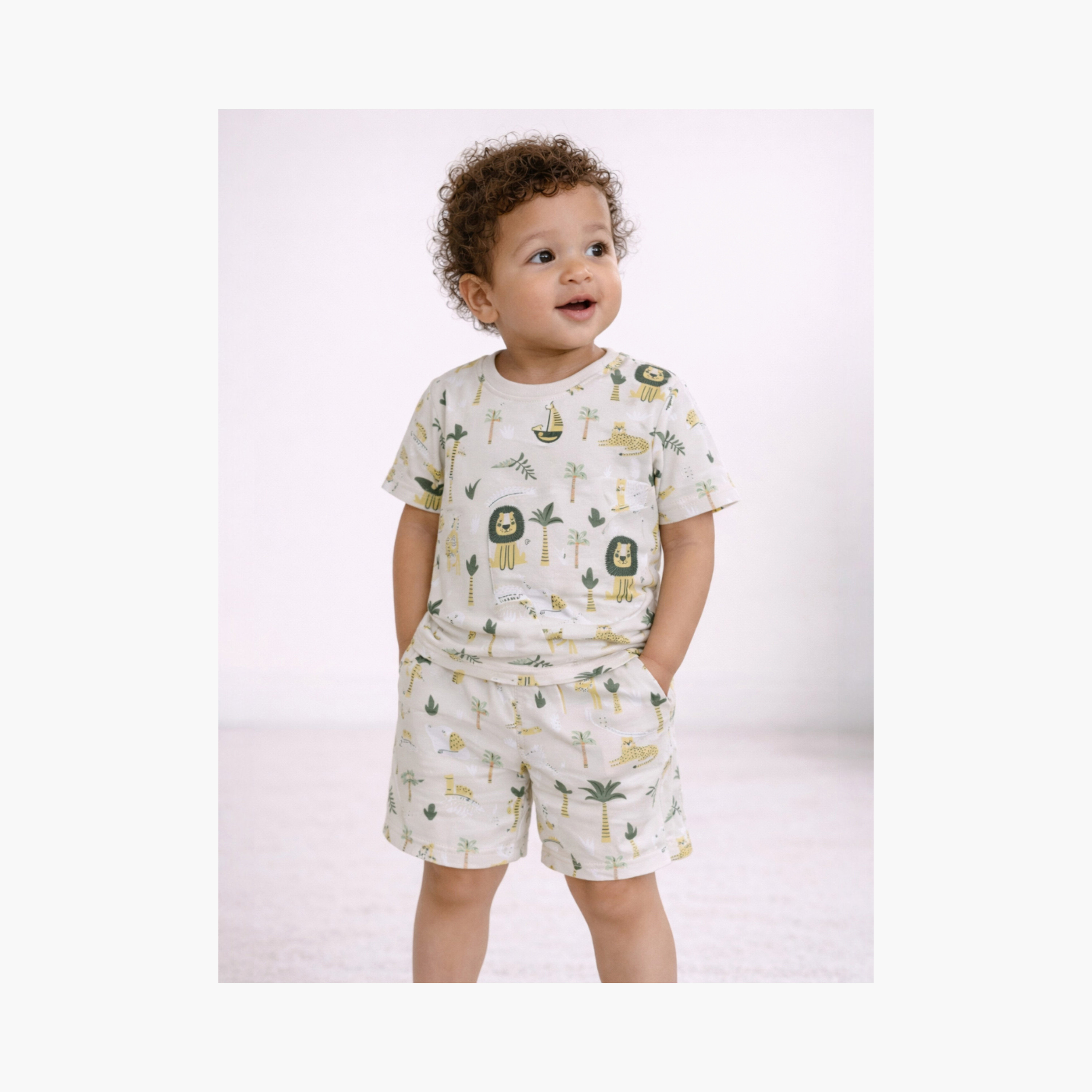 طقم تي شيرت قطني وشورت بطبعة سفاري من فيكتور آند جين-boys-clothing-setsandcoords-image-4
