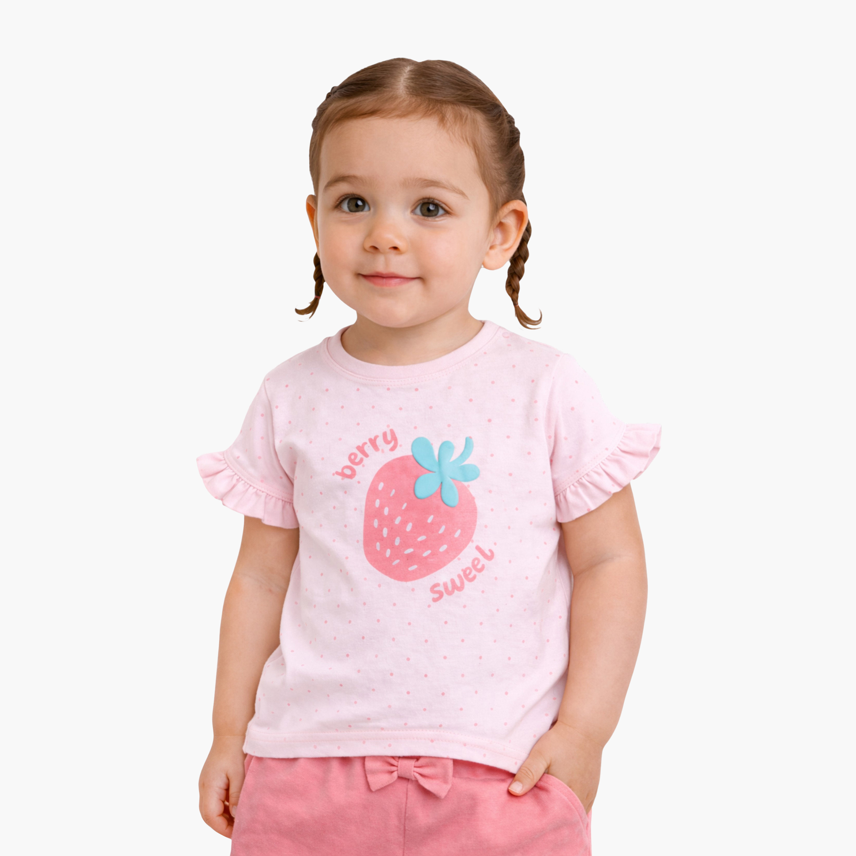 طقم بلوزة بأكمام نصفية بطبعة ستروبري وشورت بكسرات رافل من فيكتور أند جين-baby-girls-clothing-setsandcoords-image-2