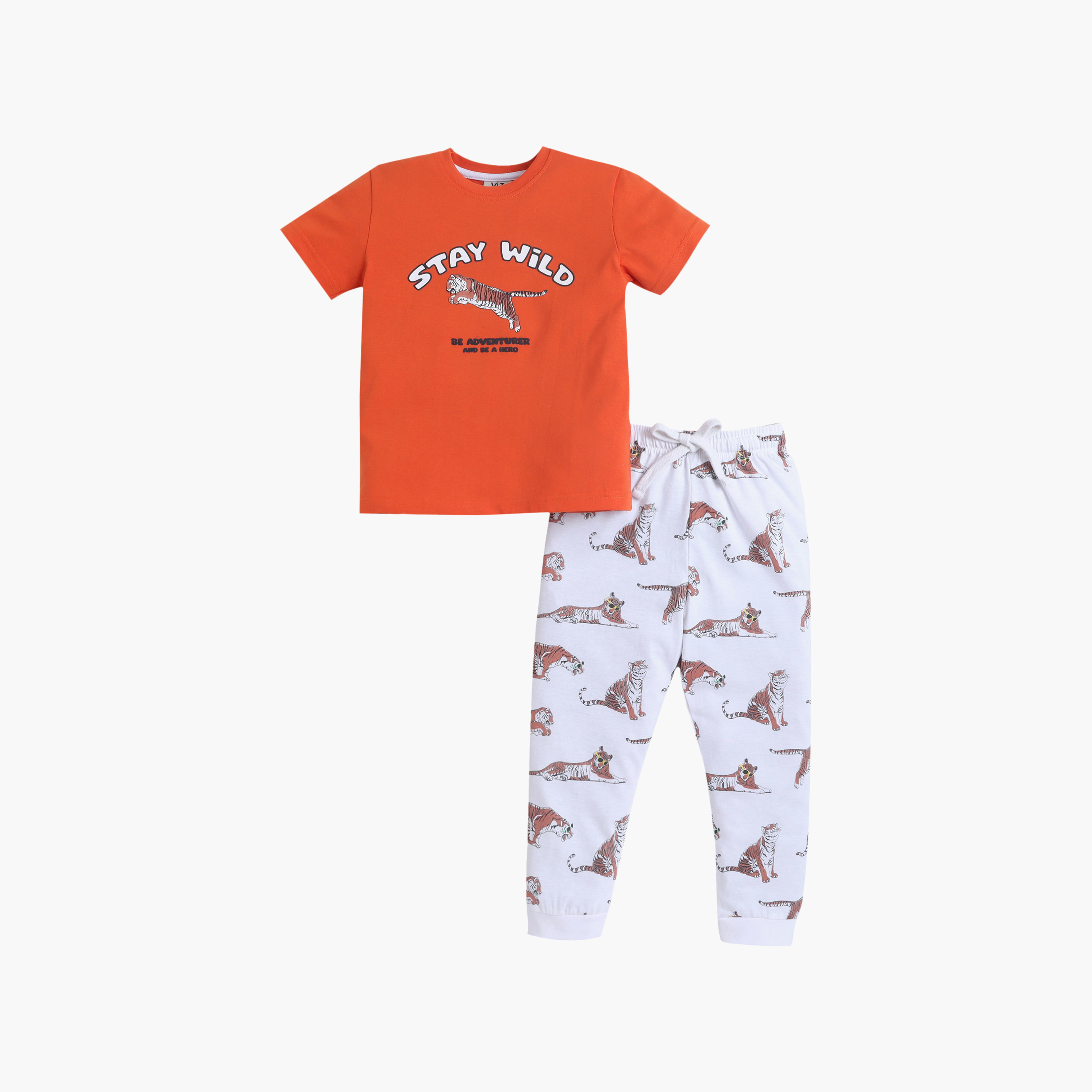 طقم تي شيرت قطني وبيجامة بطبعة نمر "Stay Wild" من فيكتور آند جين-baby-boys-clothing-nightwear-pyjamasets-image-2