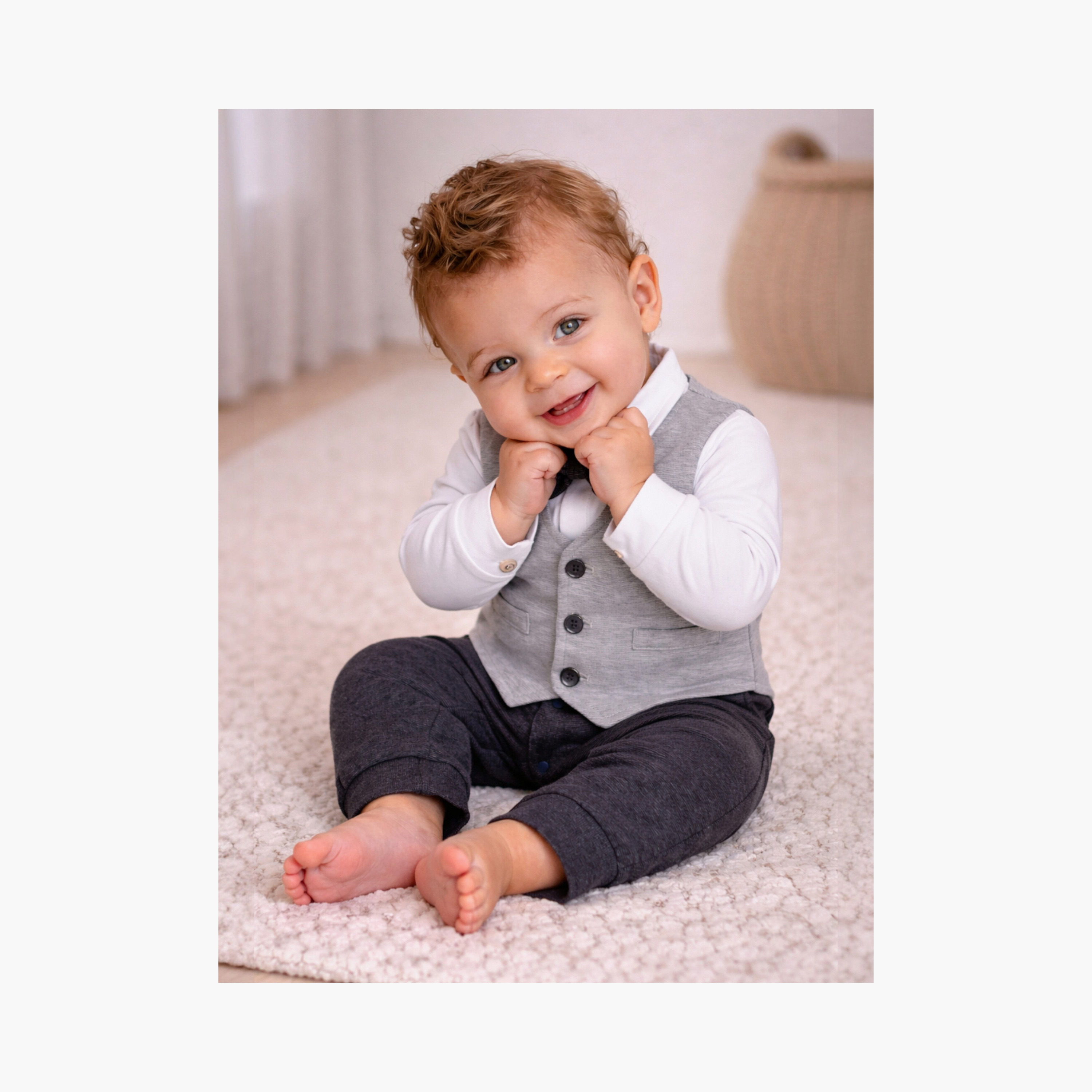 طقم رومبير بتصميم وهمي (موك) مكون من سديري، قميص وربطة عنق من فيكتور آند جين-baby-boys-clothing-rompers-image-5