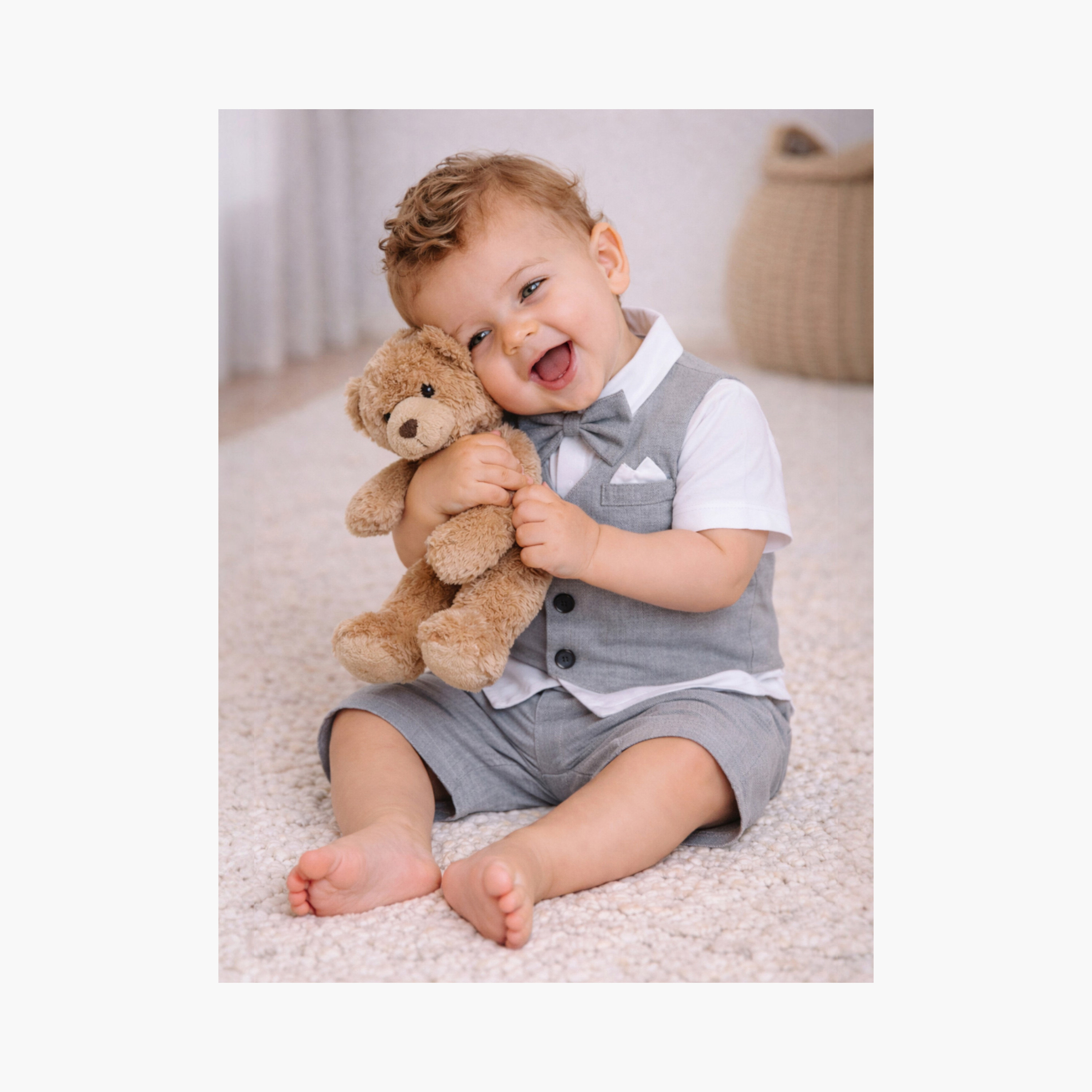 طقم رومبير بتصميم وهمي (موك) مكون من سديري، قميص وربطة عنق من فيكتور آند جين-baby-boys-clothing-rompers-image-5