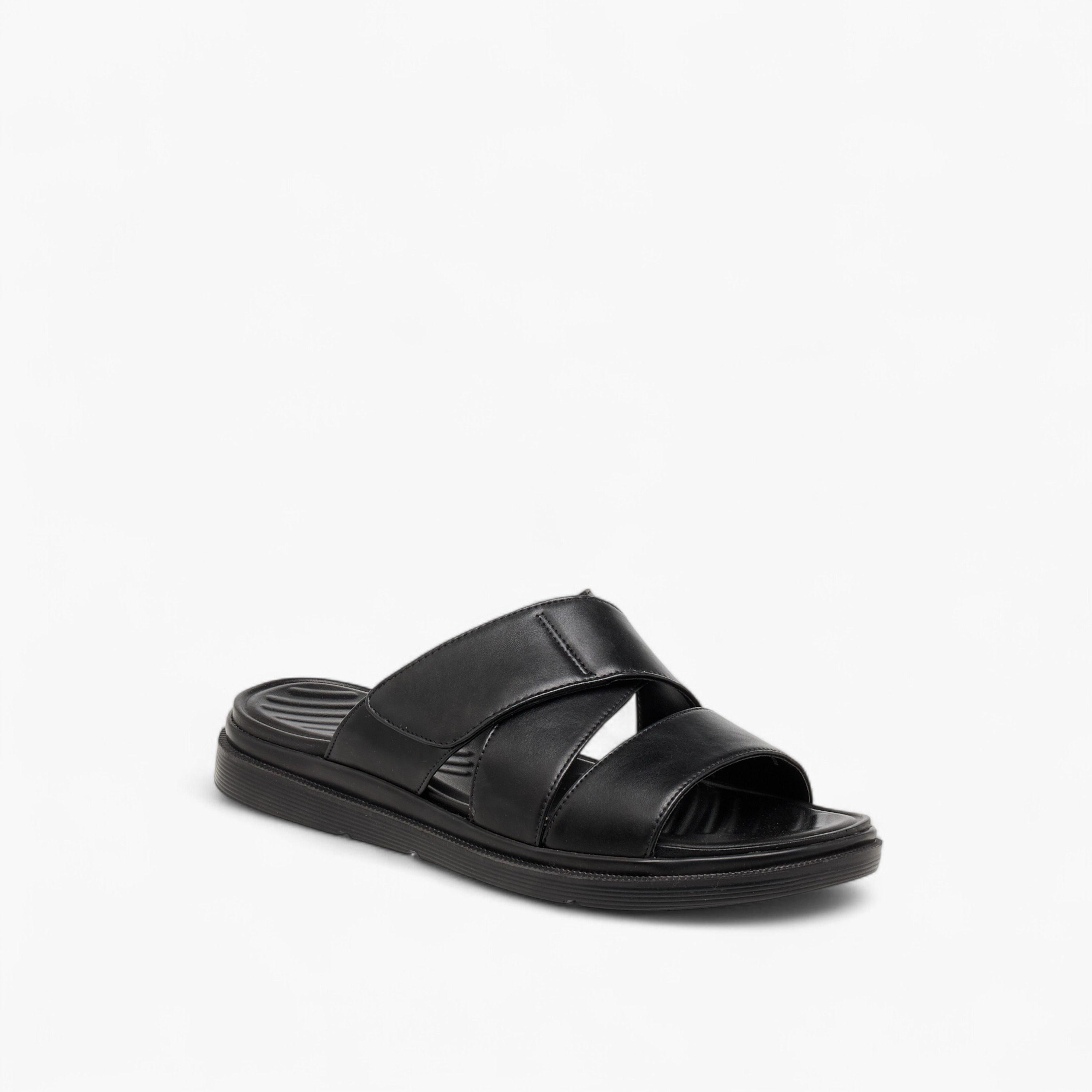 صندل بأحزمة متقاطعة سهل الارتداء من إل بي إل من شو إكسبريس-men-shoes-sandals-image-2