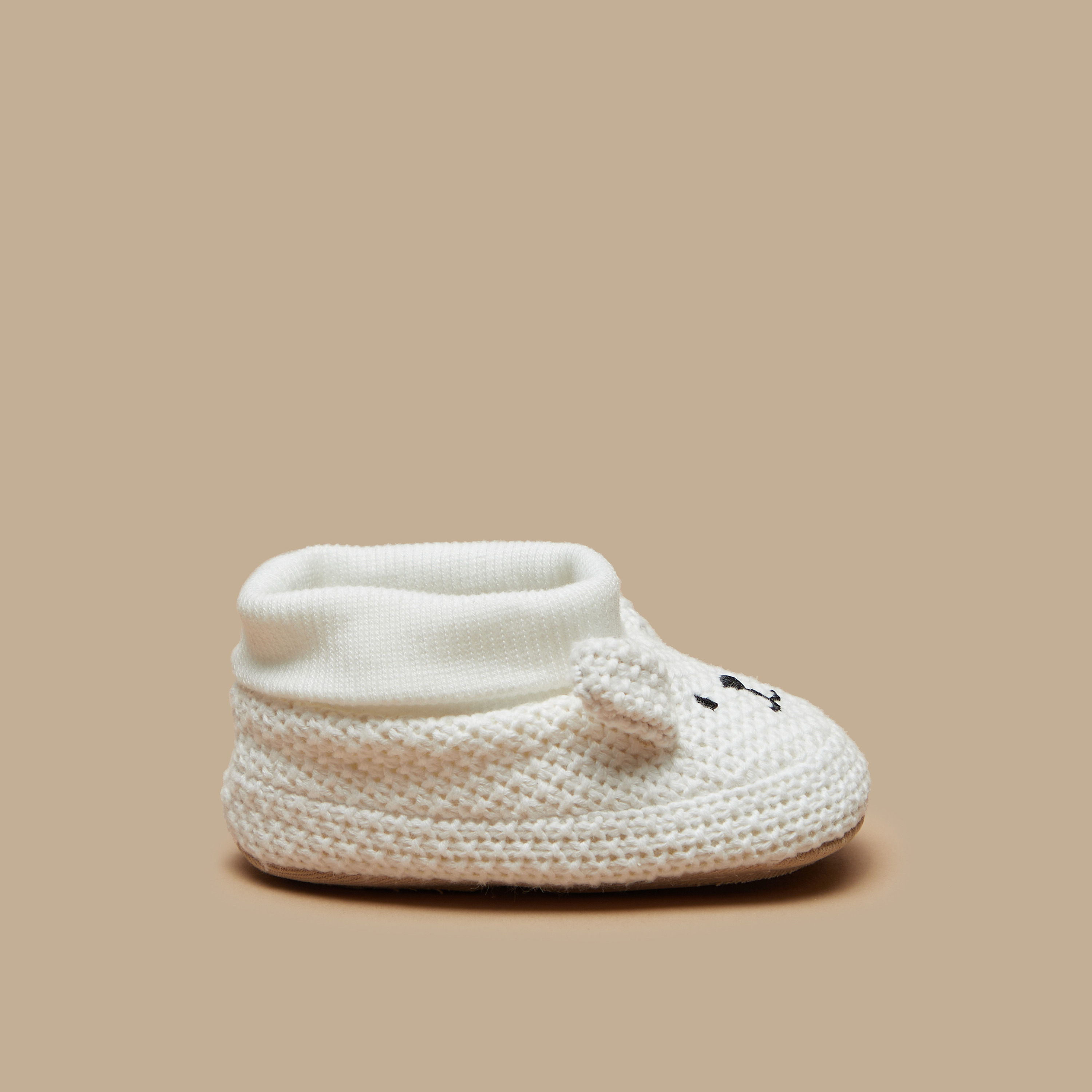بوت بارز الملمس سهل الارتداء من بيرفيت-baby-girls-shoes-booties-image-3
