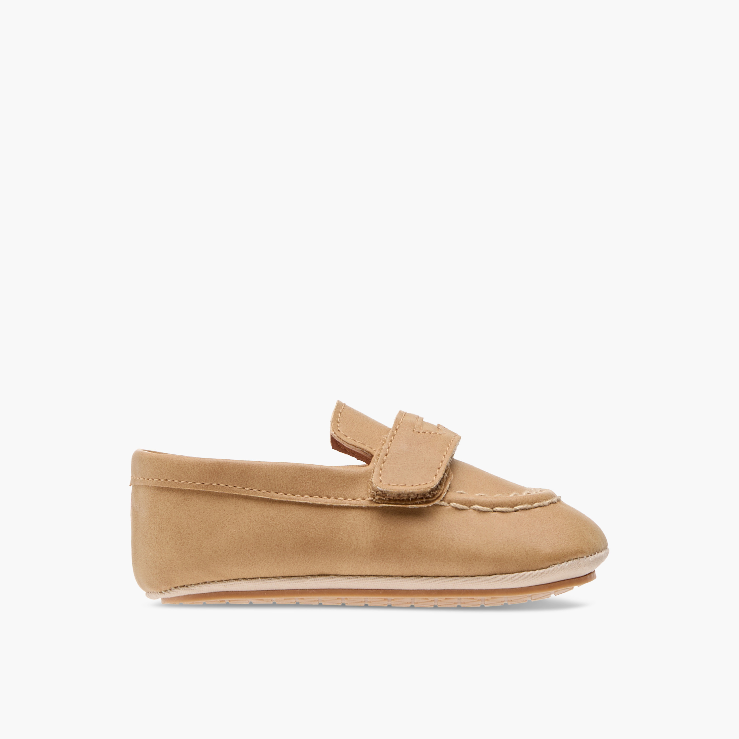 حذاء بتفاصيل درزات وبشريط إغلاق لاصق من بيرفيت-baby-boys-shoes-closedshoes-image-3