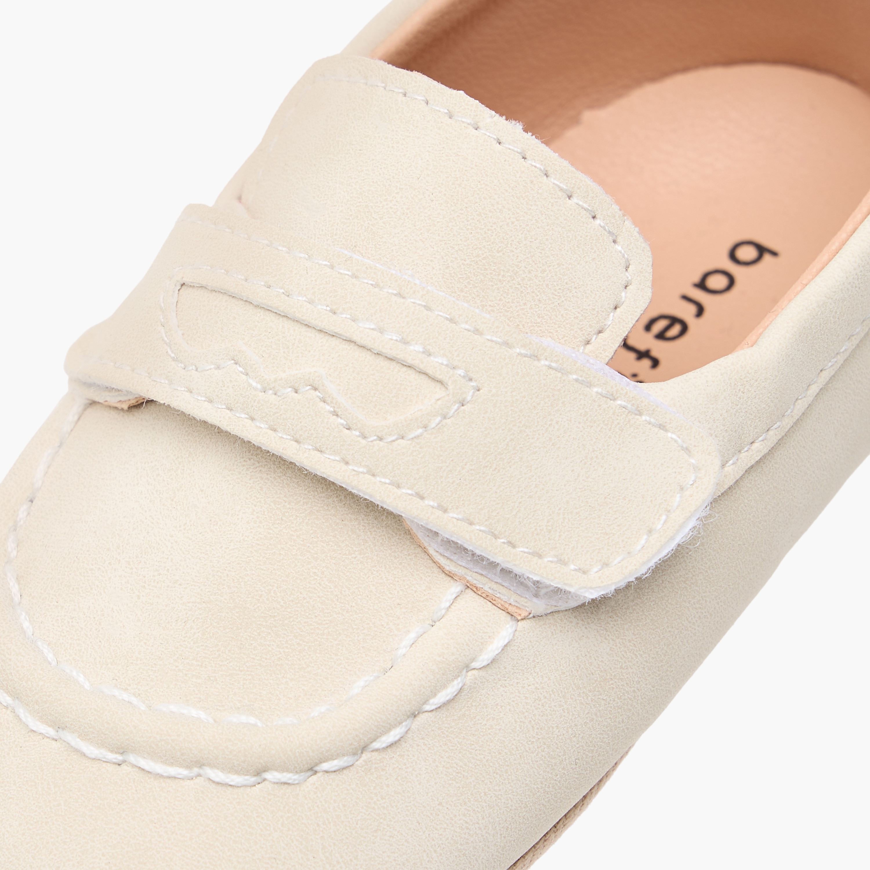 حذاء بتفاصيل درزات وبشريط إغلاق لاصق من بيرفيت-baby-boys-shoes-closedshoes-image-4