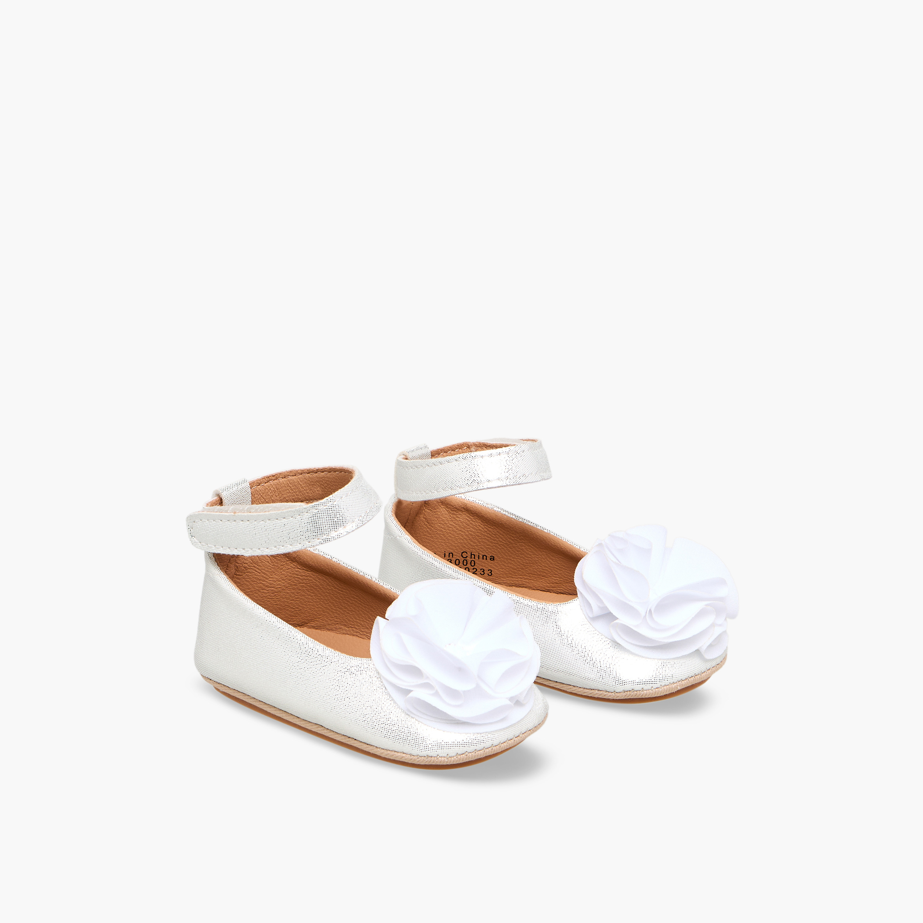 حذاء باليرينا بزينة زهرية من بيرفيت-baby-girls-shoes-booties-image-1