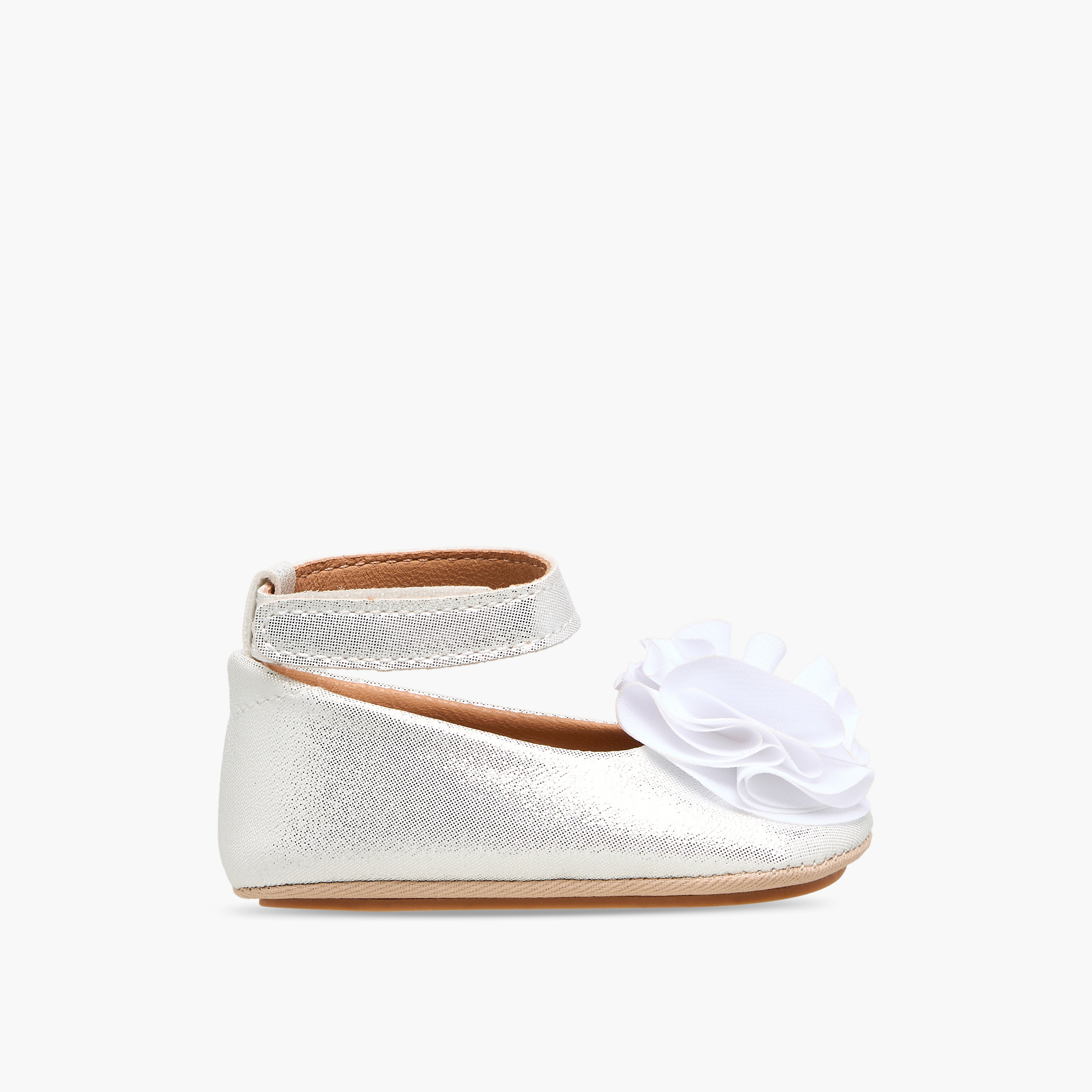 حذاء باليرينا بزينة زهرية من بيرفيت-baby-girls-shoes-booties-image-3
