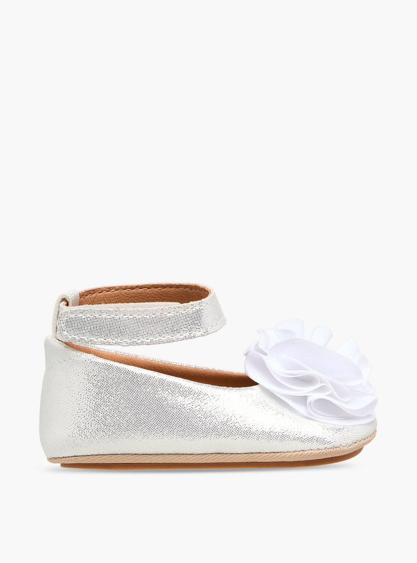 حذاء باليرينا بزينة زهرية من بيرفيت-baby-girls-shoes-booties-image-3