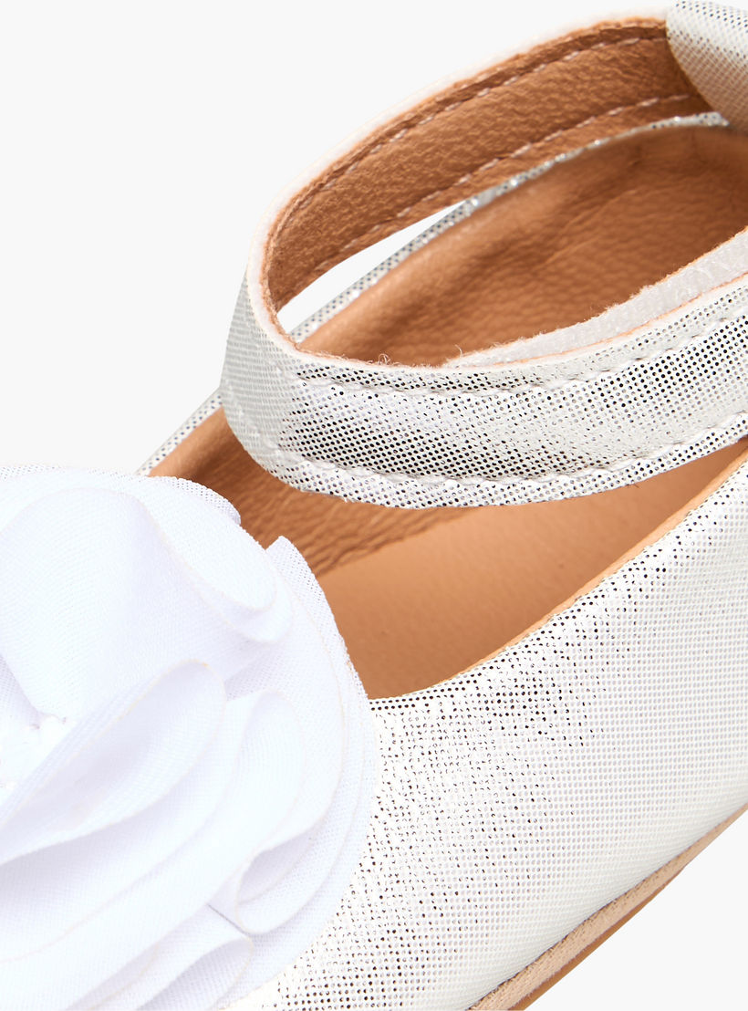 حذاء باليرينا بزينة زهرية من بيرفيت-baby-girls-shoes-booties-image-6
