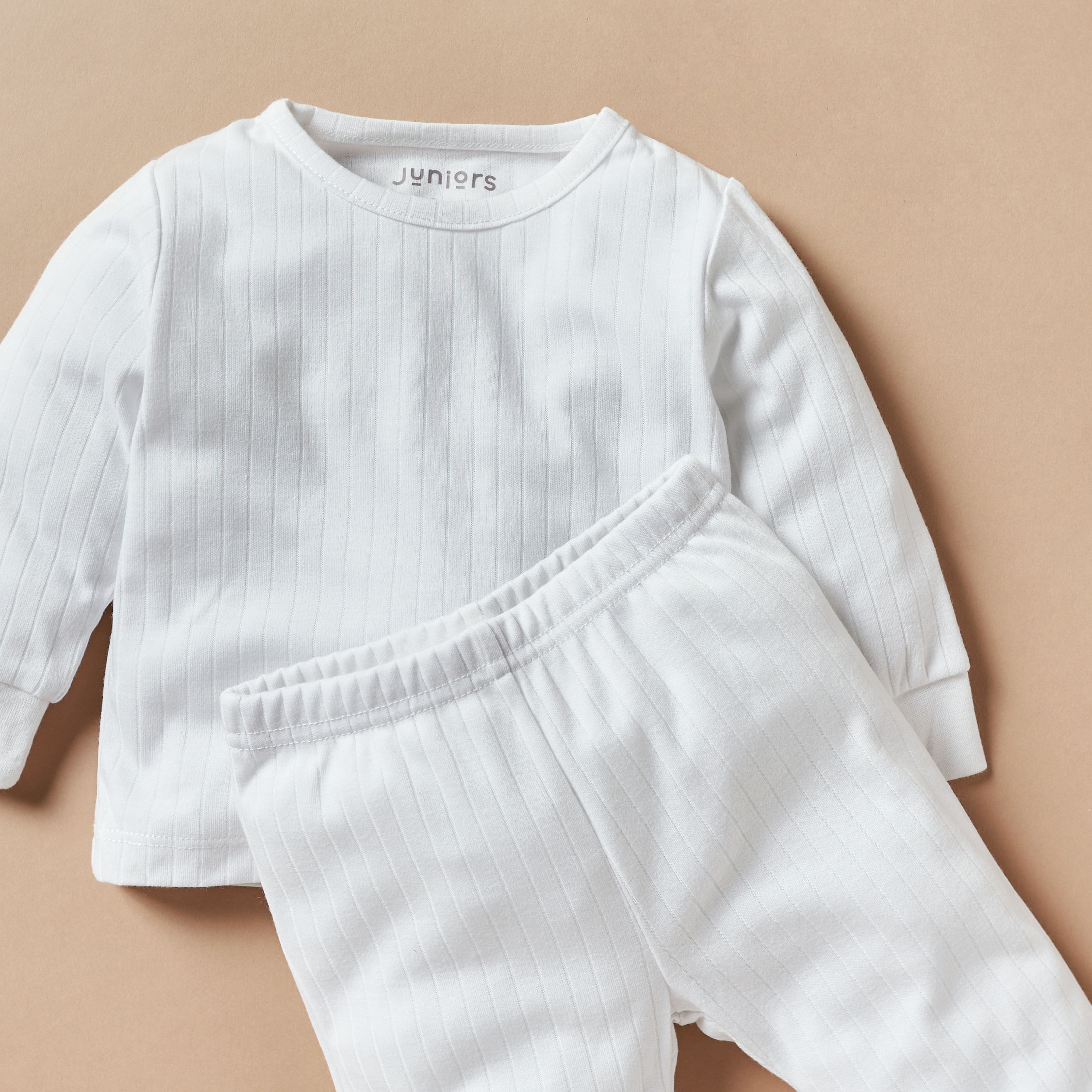 طقم تيشيرت وبيجاما من جونيورز-baby-boys-clothing-nightwear-pyjamasets-image-2