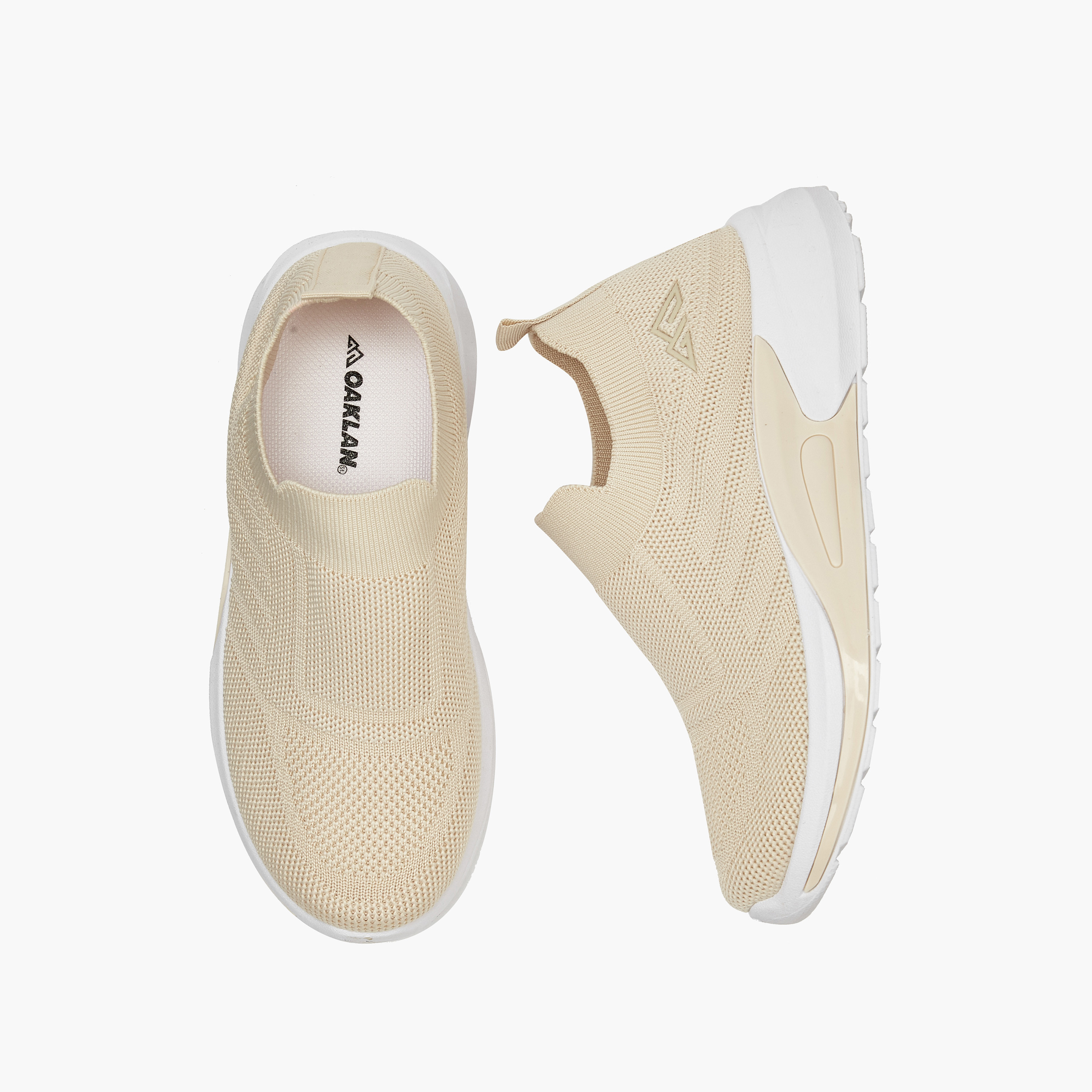 Oaklan by Shoexpress Textured Slip-On Sports Shoes with Pull Tab-girls-shoes-sneakers-image-1