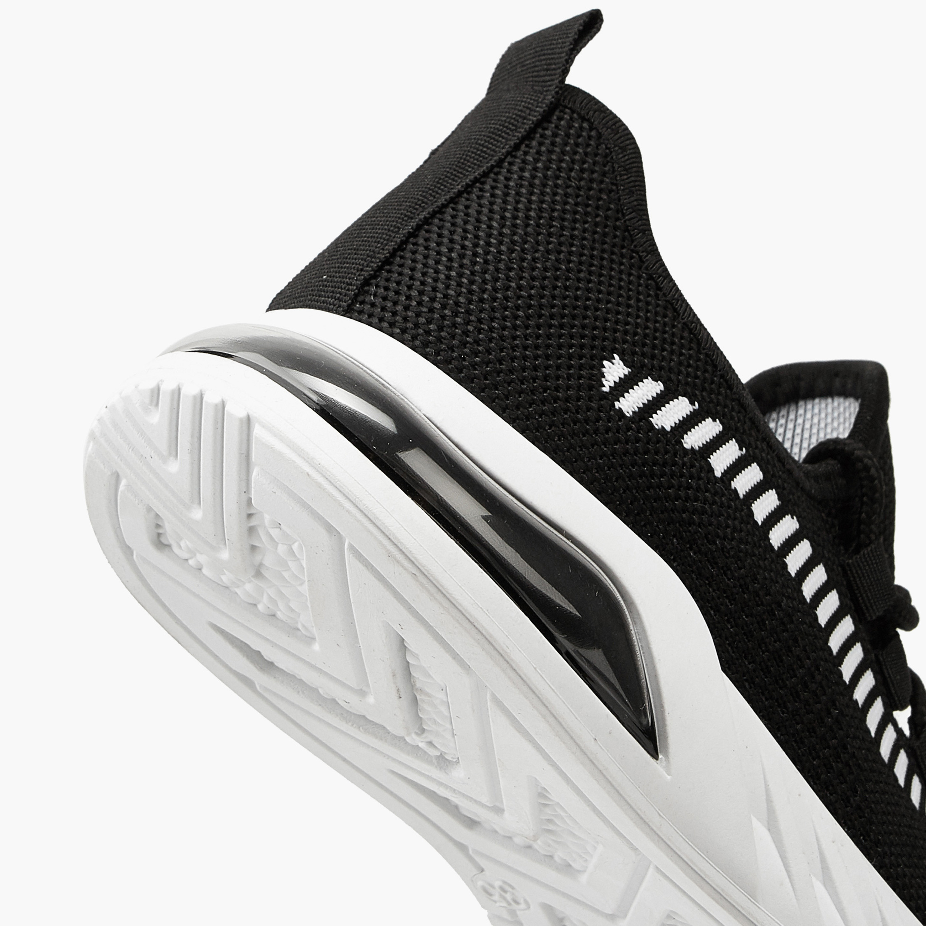 حذاء رياضي بارز الملمس برباط من أوكلان من شوإكسبريس-boys-shoes-sports-image-4