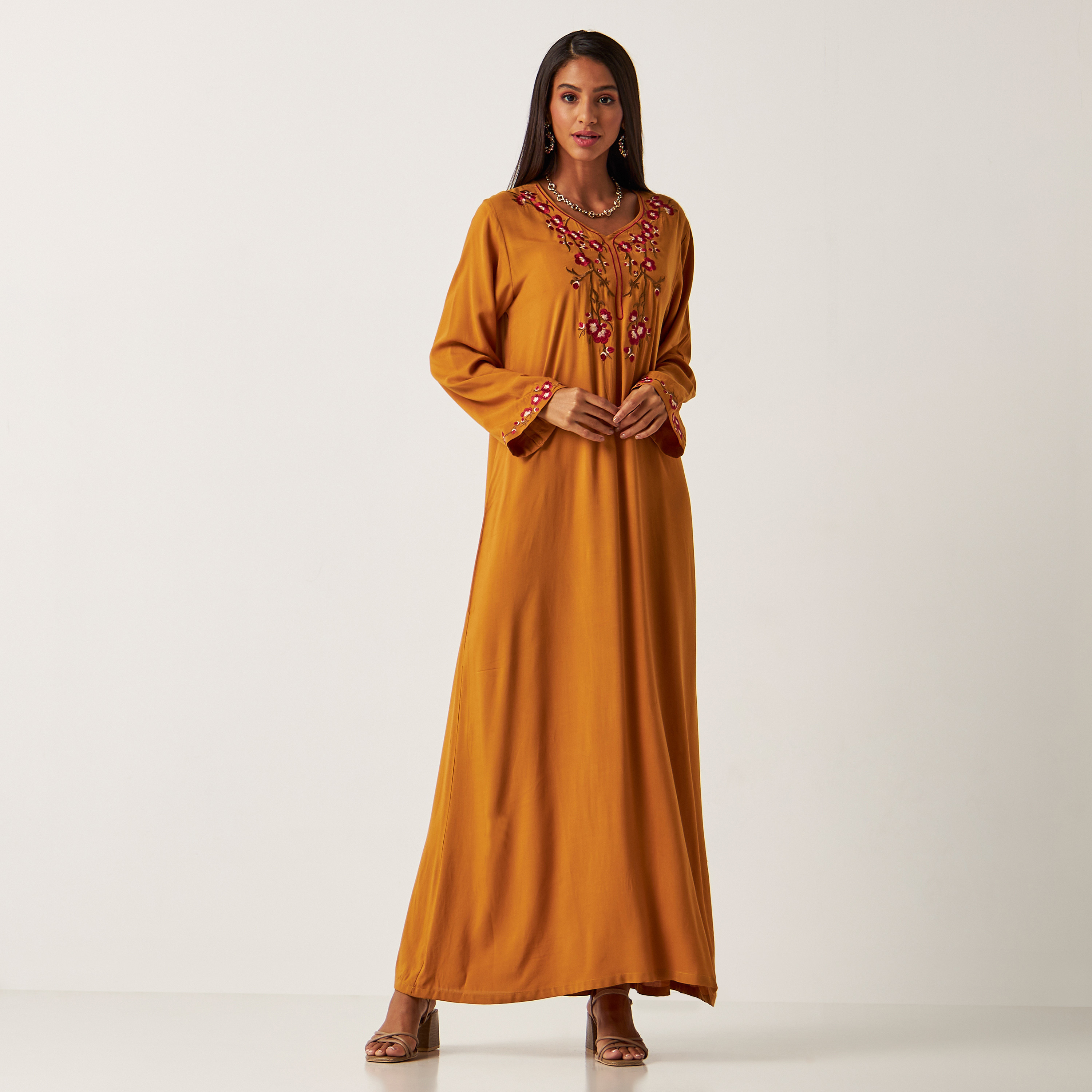 MOiSTREET Solid Abaya with Long Sleeves and Embroidered Detail-women-arabicclothing-jalabiyas-image-2