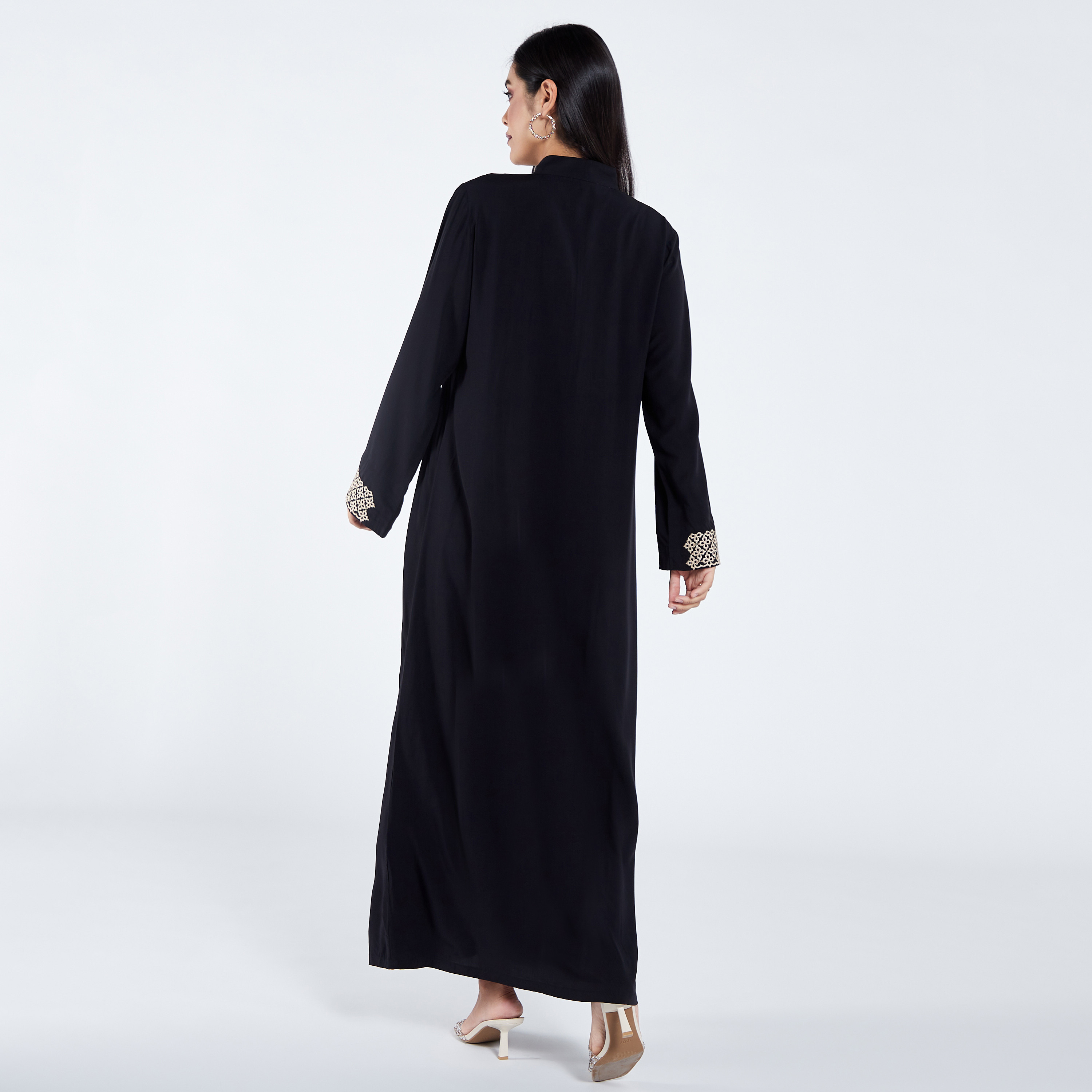 MOiSTREET Solid Abaya with Long Sleeves and Embroidered Detail-women-arabicclothing-jalabiyas-image-4