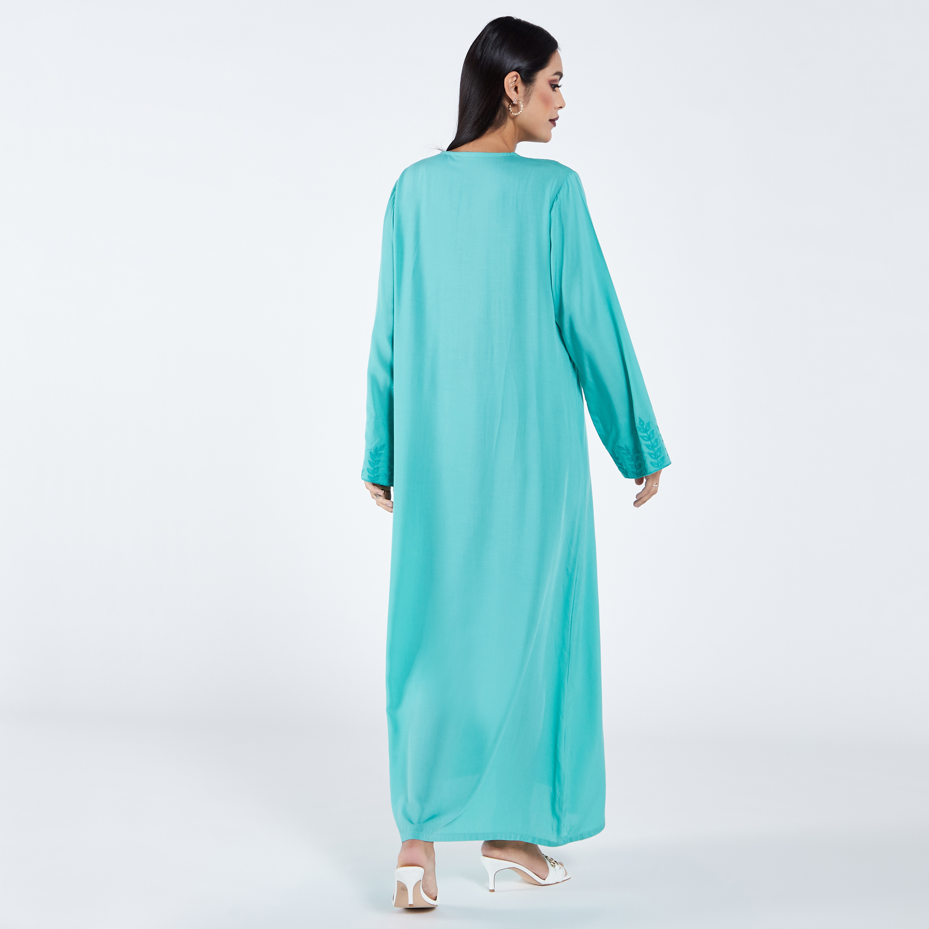 MOiSTREET Embroidered Abaya with Sweetheart Neck-women-arabicclothing-jalabiyas-image-4