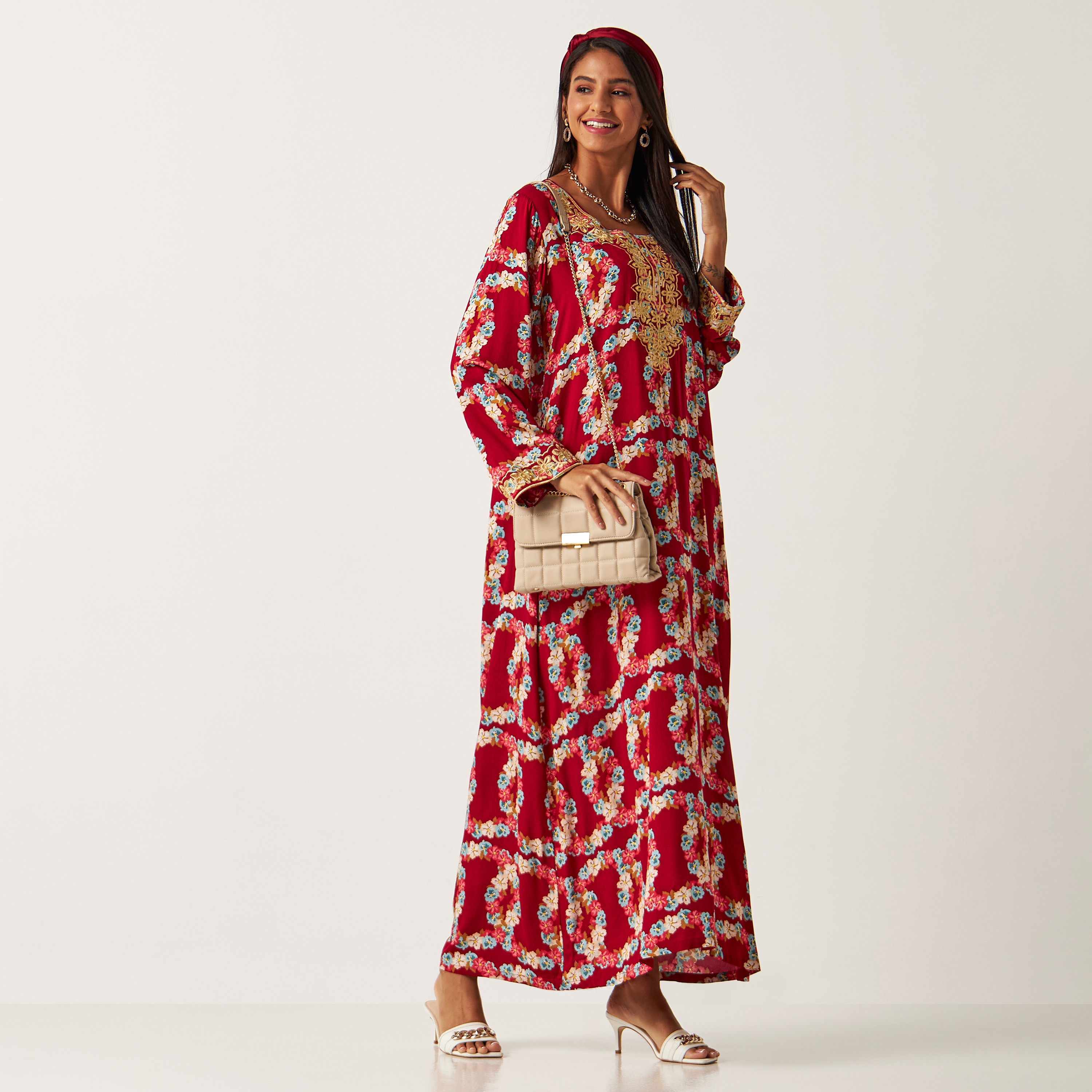 Moistreet Embroidered Round Neck Abaya-women-arabicclothing-jalabiyas-image-1
