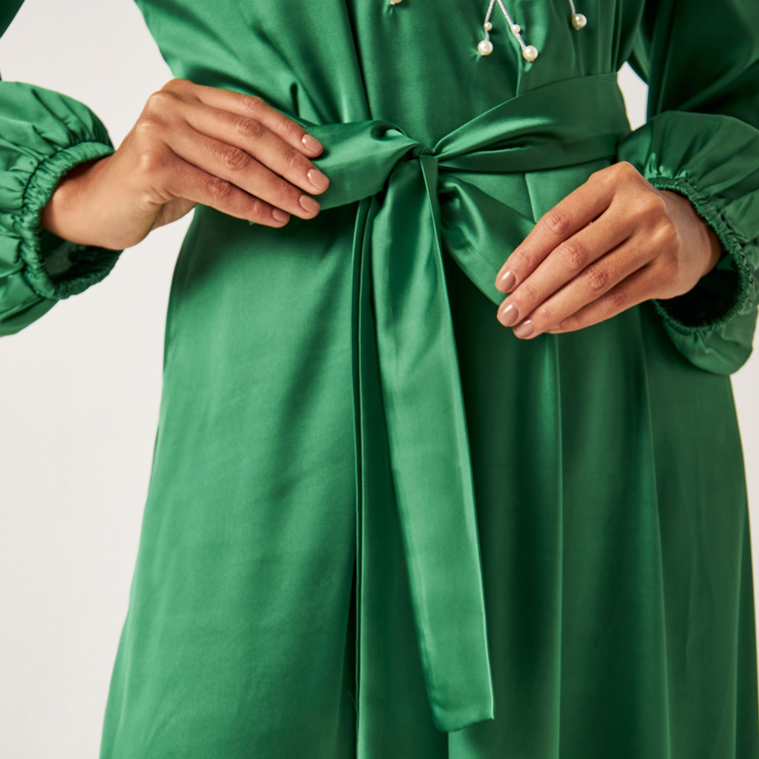 MOiSTREET Embellished Round Neck Abaya with Belt Tie-Ups-women-arabicclothing-jalabiyas-image-5