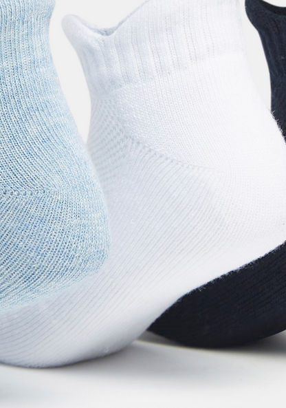 Dash Textured Ankle Length Sports Socks - Set of 3