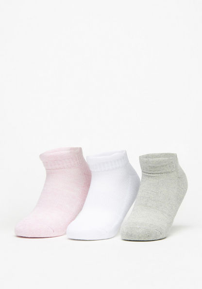 Dash Textured Ankle Length Sports Socks - Set of 3