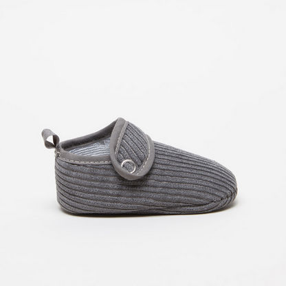 Juniors Textured Booties with Press Button Closure