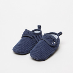 Juniors Ribbed Booties with Press Button Closure