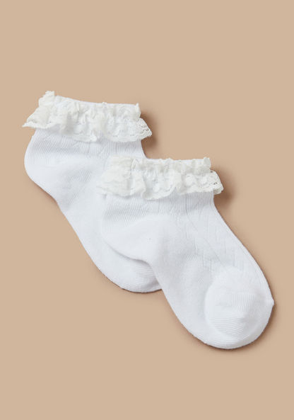 Juniors Textured Socks with Frill Detail