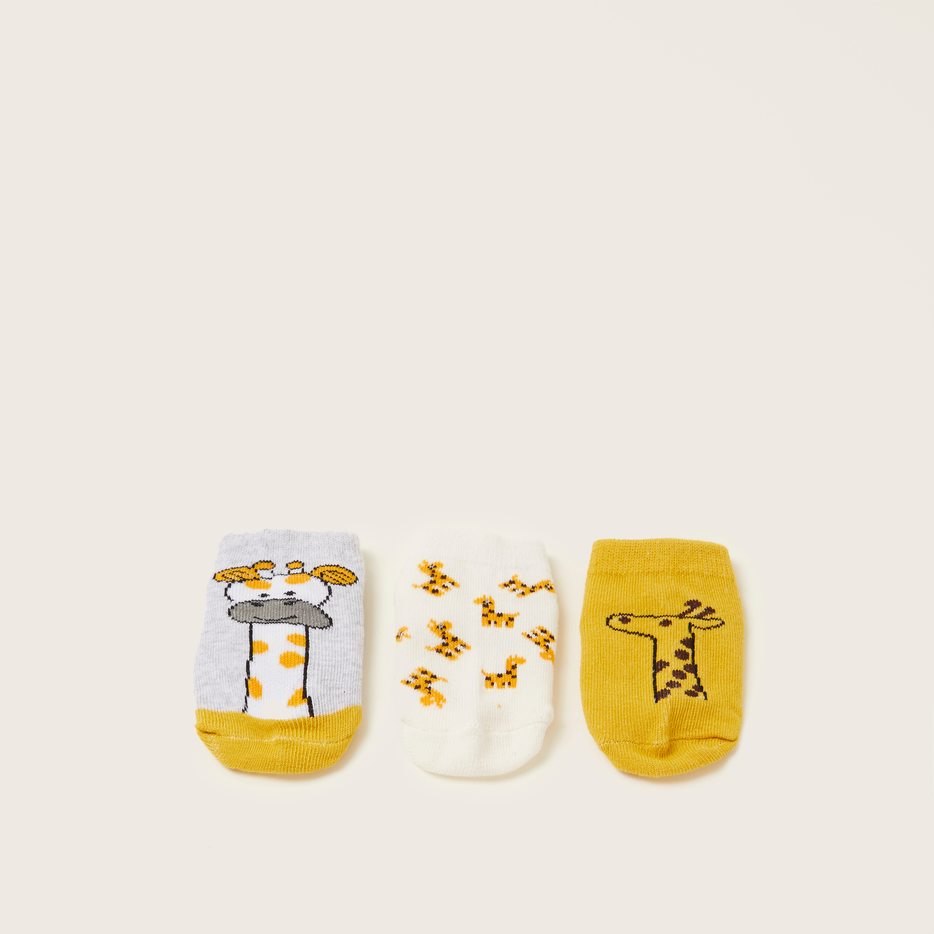 جوارب بحواف مطّاطية وطبعات من جونيورز - طقم من 3 أزواج-baby-girls-accessories-socks-image-1