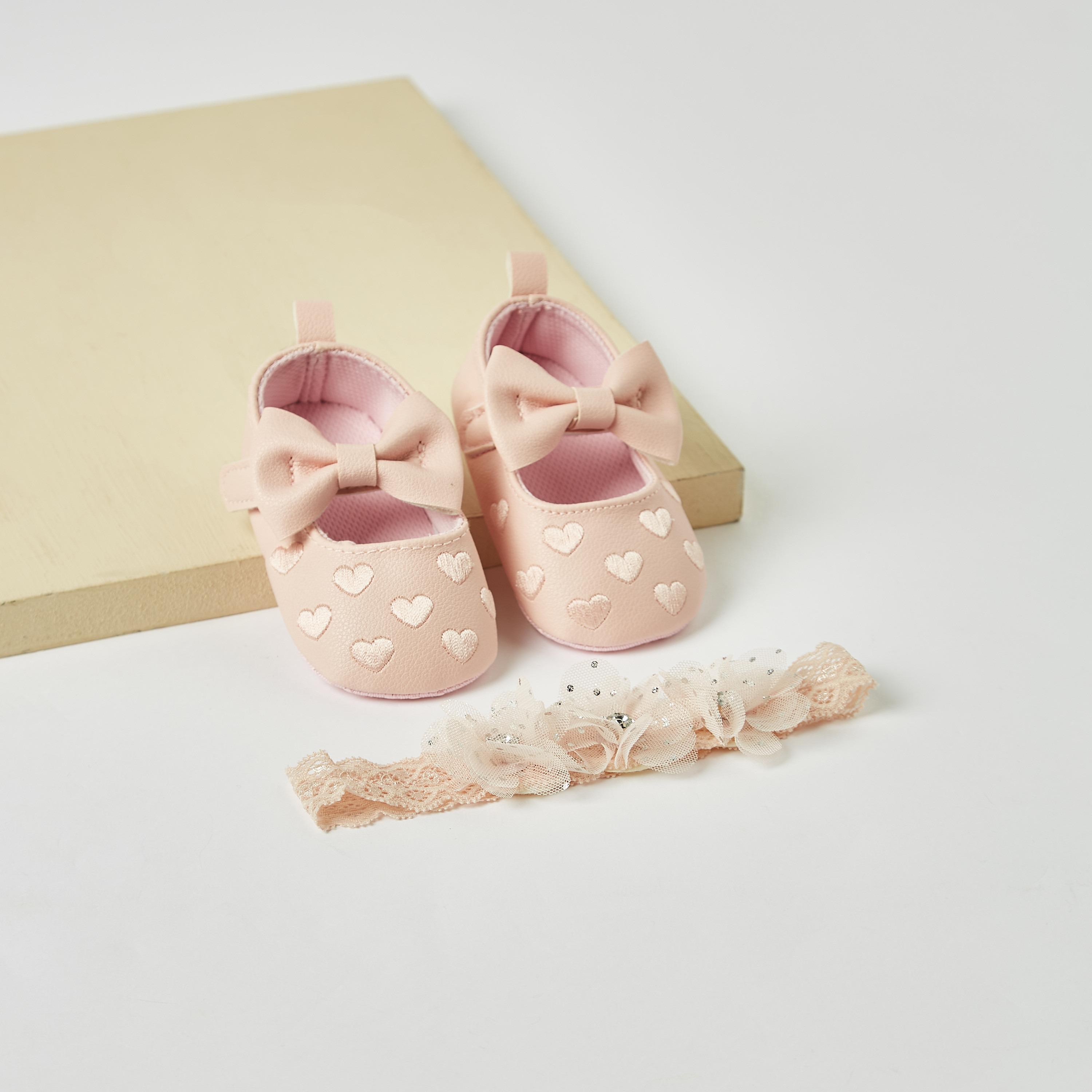 Juniors Heart Textured Booties with Embellished Floral Headband-baby-girls-shoes-booties-image-1