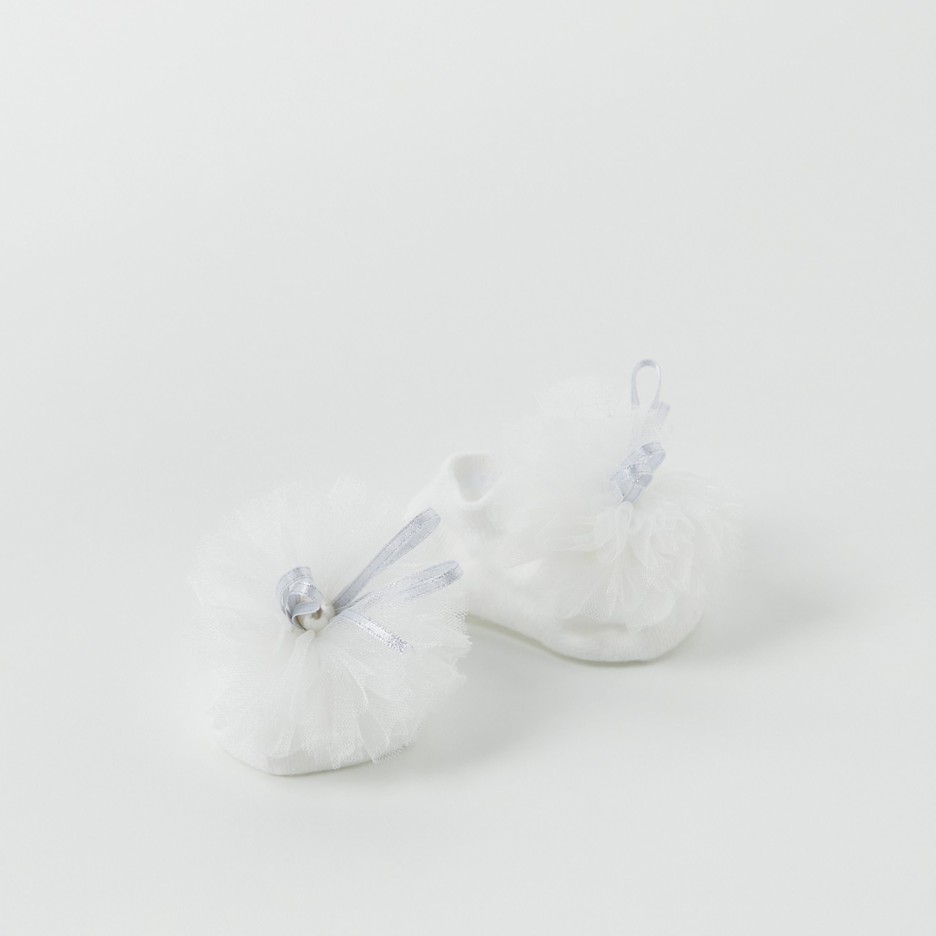 طقم شريطة رأس وبوت مزين من جونيورز-baby-girls-accessories-hairaccessories-image-1