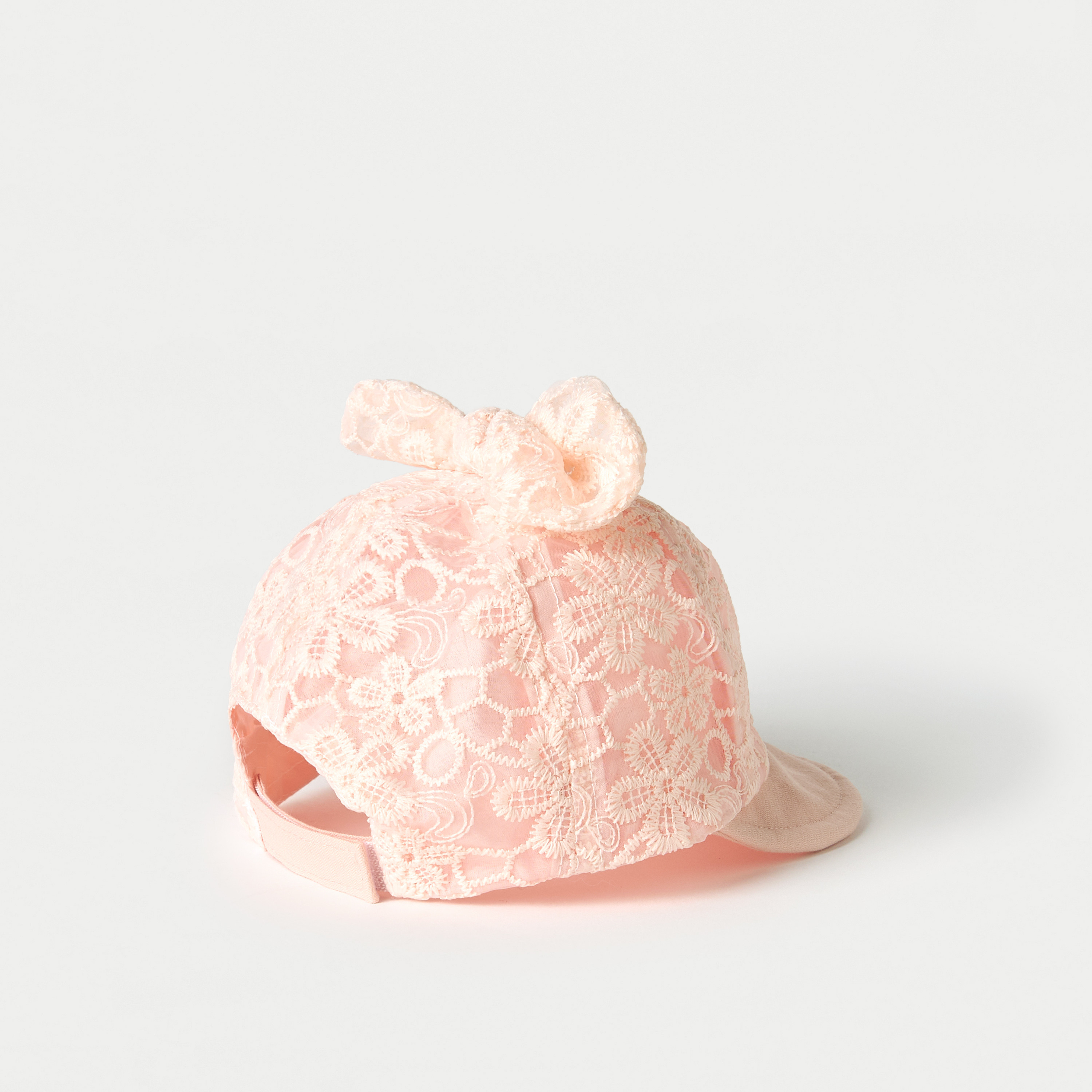 كاب بتطريز أزهار وشريط إغلاق من جونيورز-baby-girls-accessories-caps-image-3
