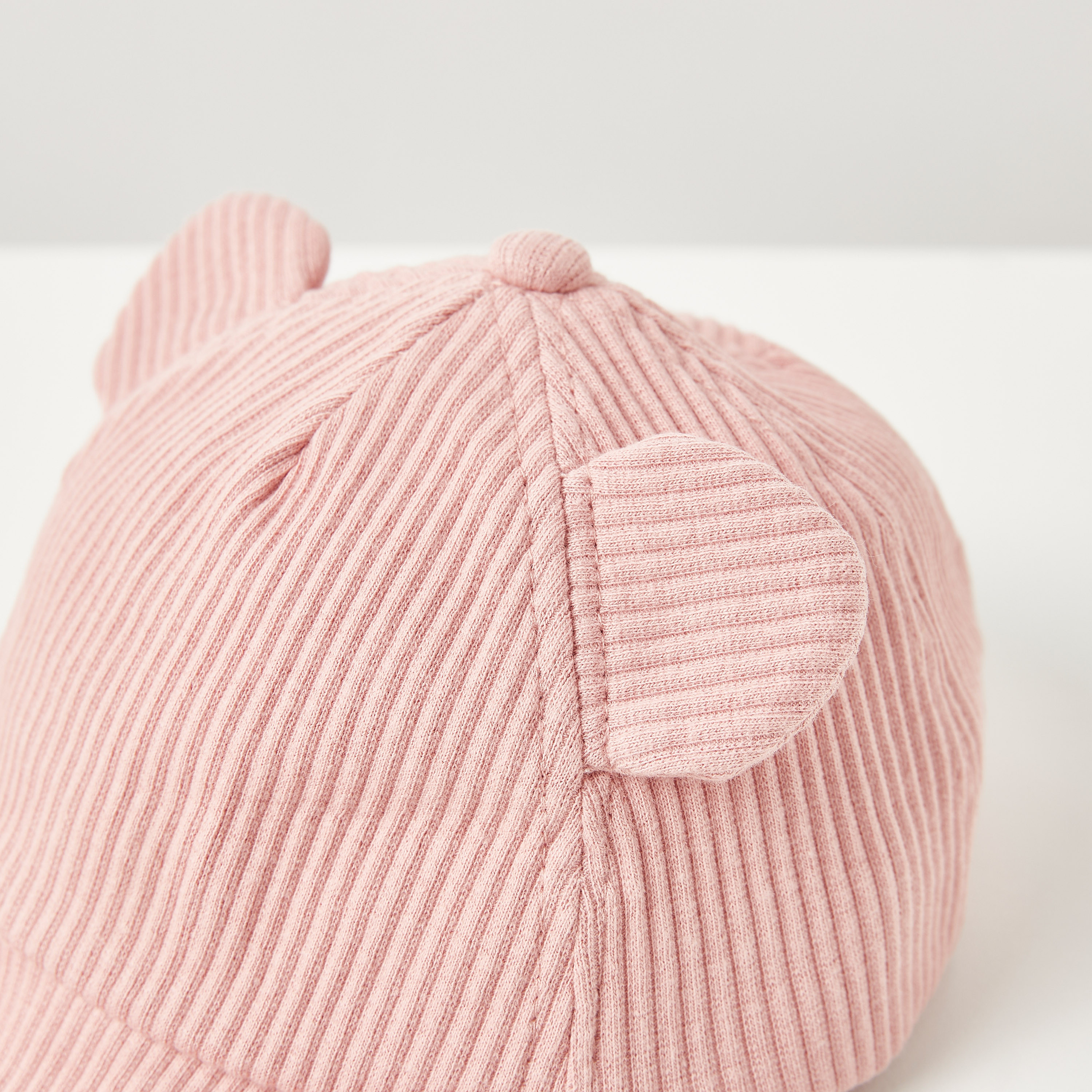 قبعة مضلعة بتزيينات أذن وشريط إغلاق لاصق من جونيورز-baby-girls-accessories-caps-image-2