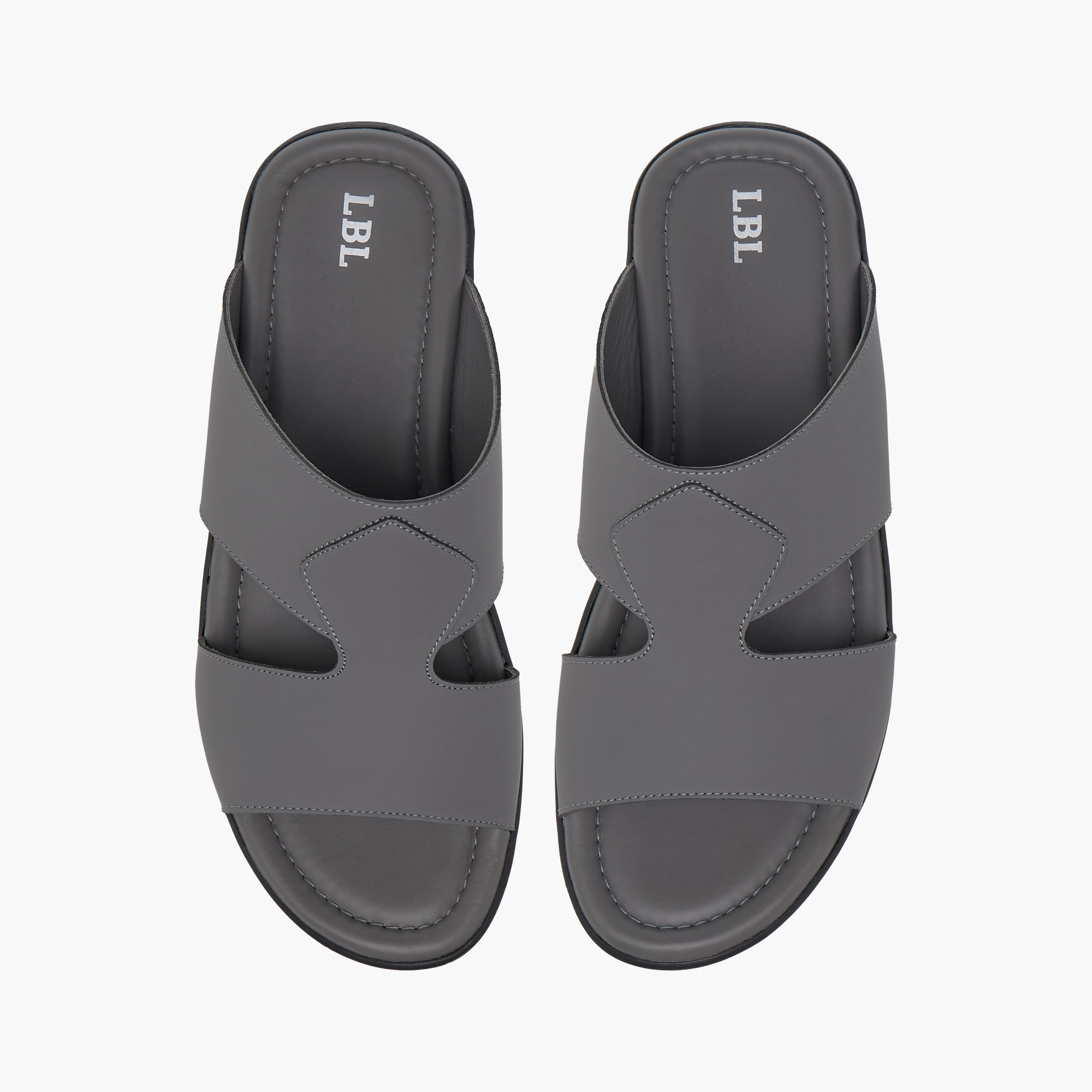 صندل عربي سهل الارتداء بتفاصيل مفرّغة من إل بي إل من شوإكسبريس-men-shoes-sandals-image-1