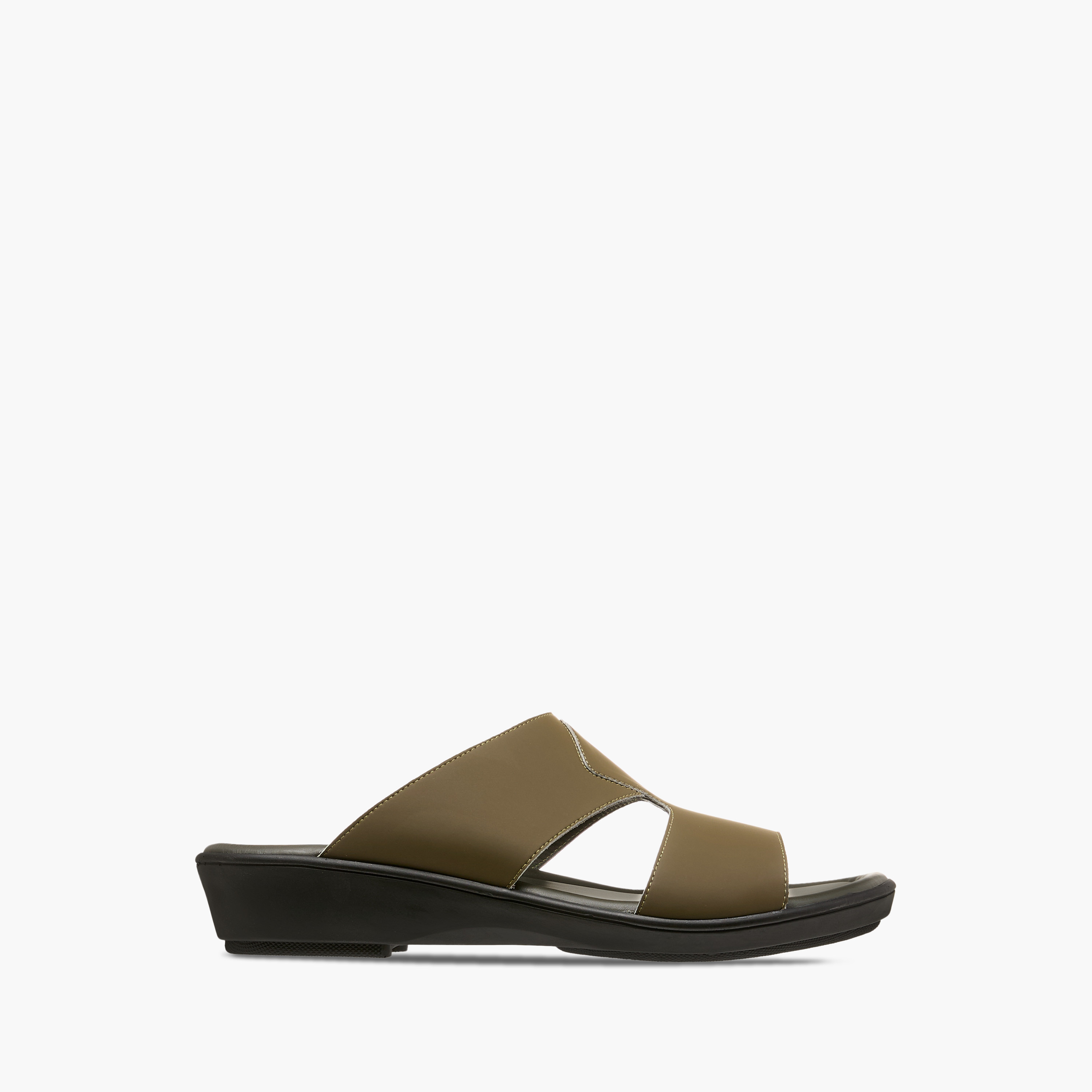صندل عربي سهل الارتداء بتفاصيل مفرّغة من إل بي إل من شوإكسبريس-men-shoes-sandals-image-2