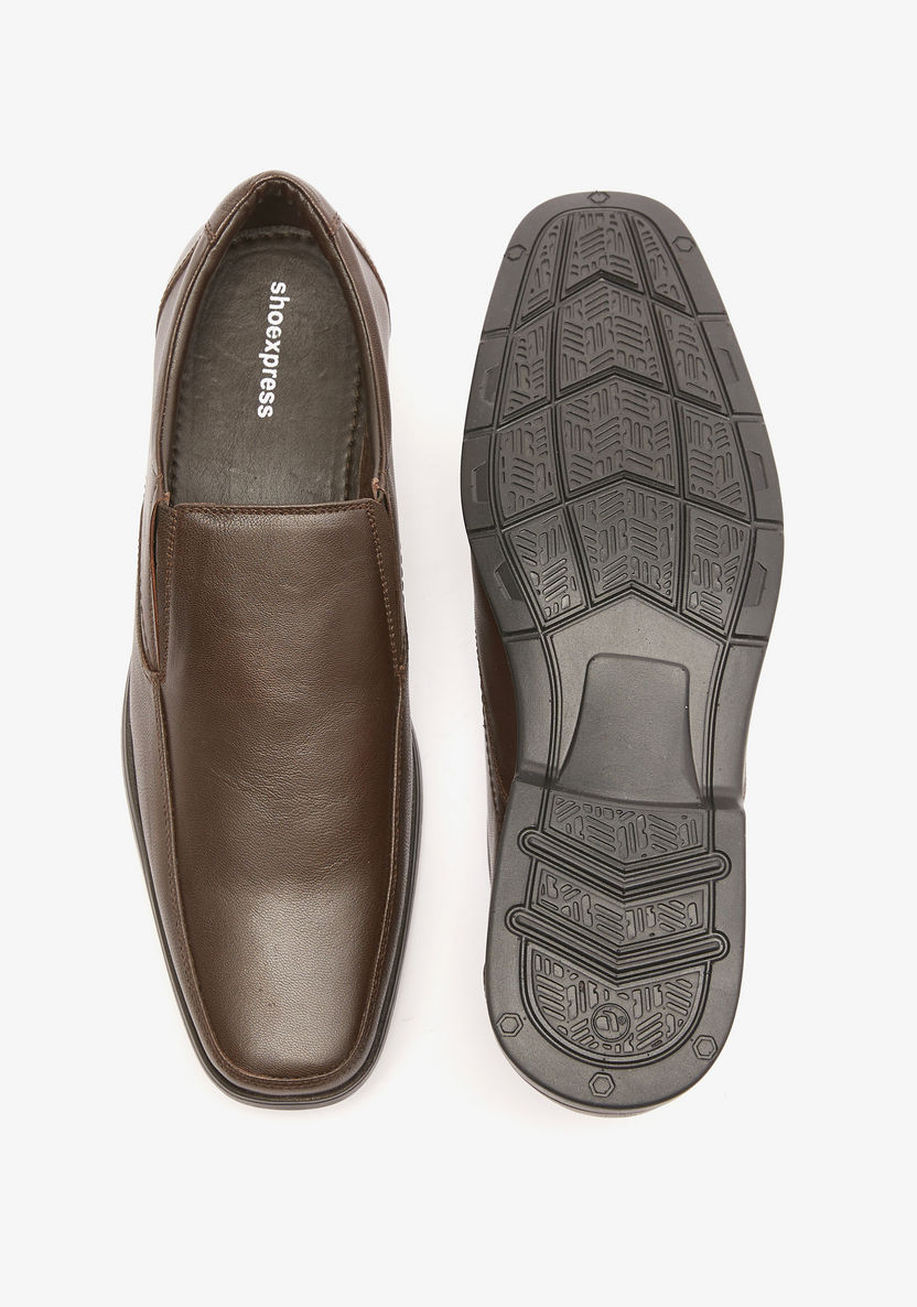 Buy Men's Solid Slip-On Loafers Online | Centrepoint UAE