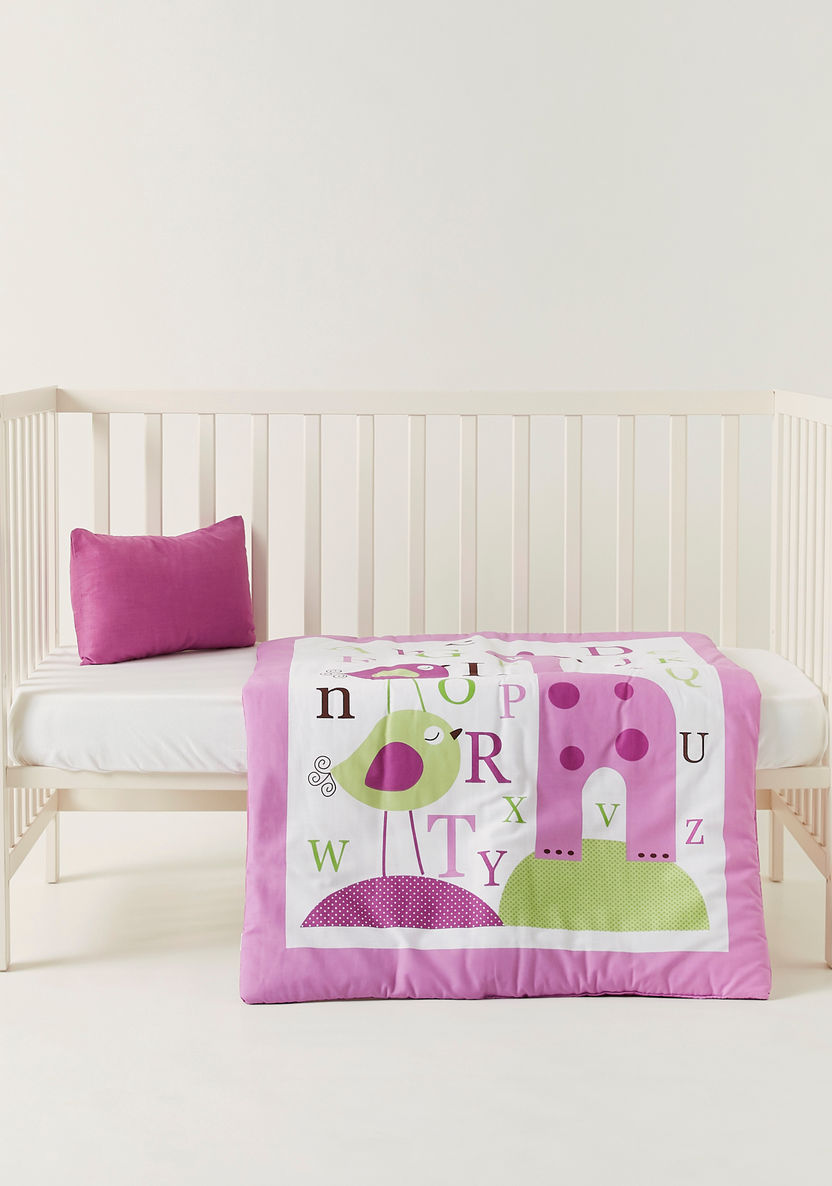 Juniors Giraffe Printed Comforter with Pillowcase-Baby Bedding-image-1