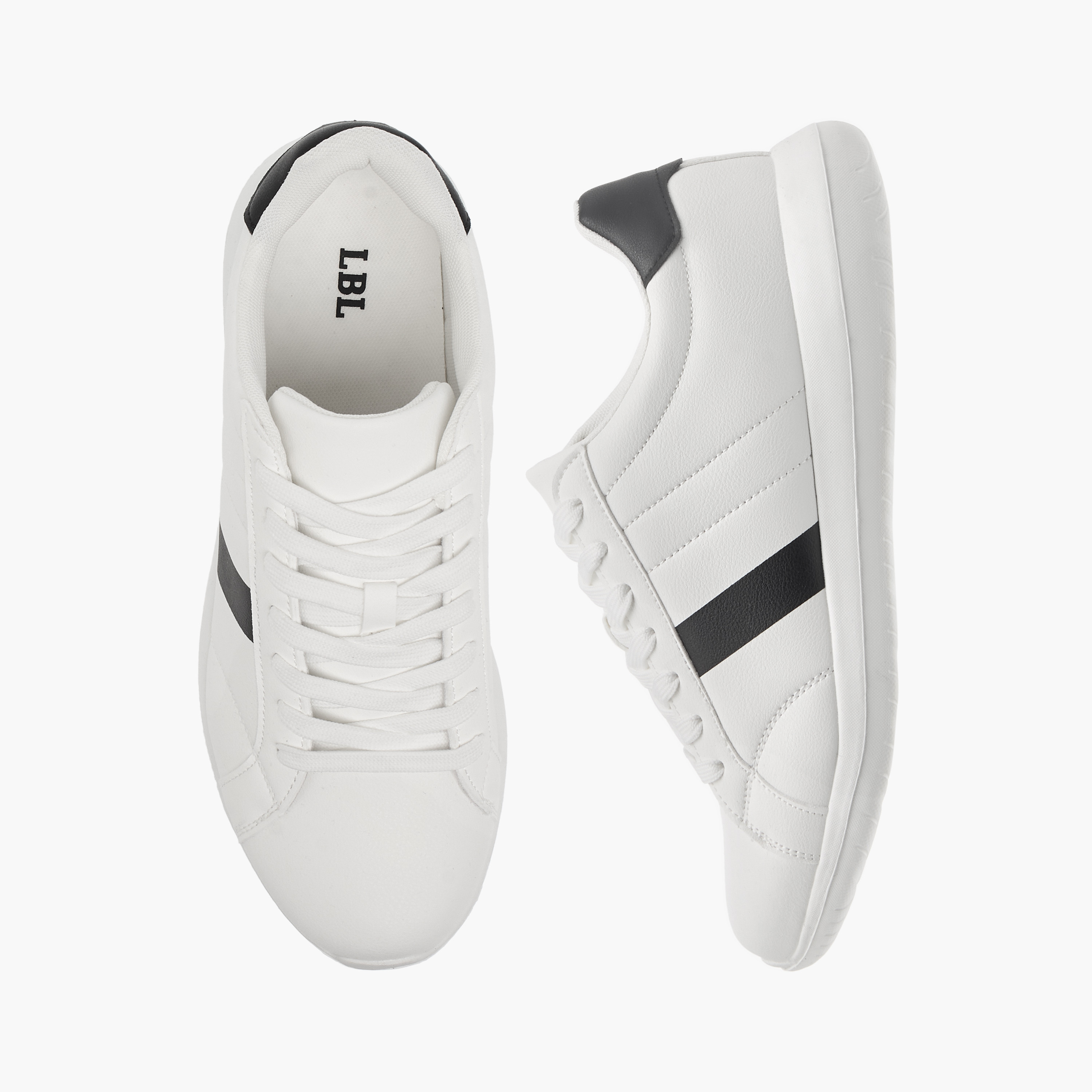 حذاء سنيكرز بتفاصيل خطوط ورباط إغلاق من إل بي إل من شو إكسبريس-men-shoes-sneakers-image-1