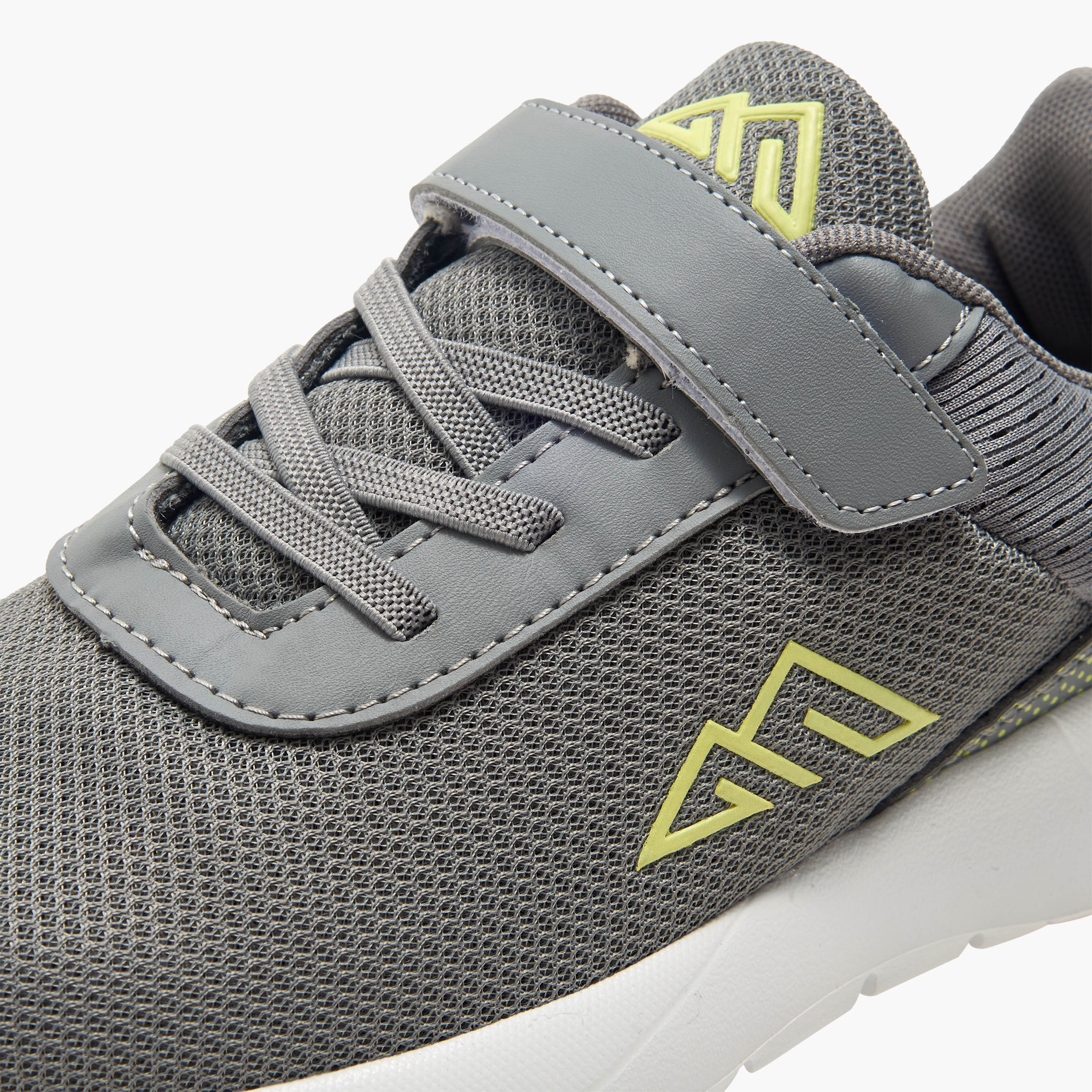 Oaklan by Shoexpress Textured Sports Shoes with Hook and Loop Closure-sports-boys-shoes-image-4