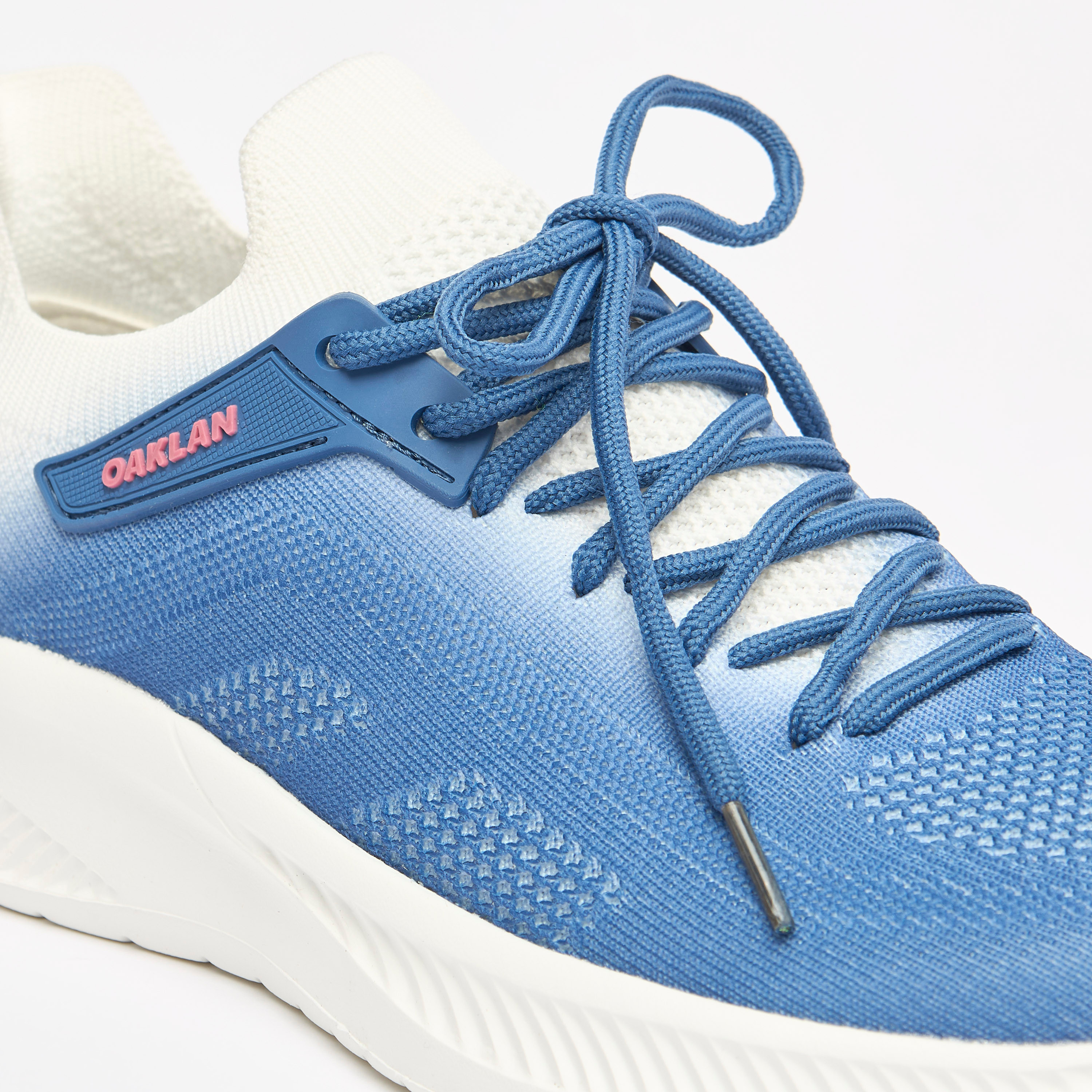 حذاء رياضي سهل الارتداء بألوان متدرجة من أوكلان من شو إكسبريس-sports-women-shoes-image-5