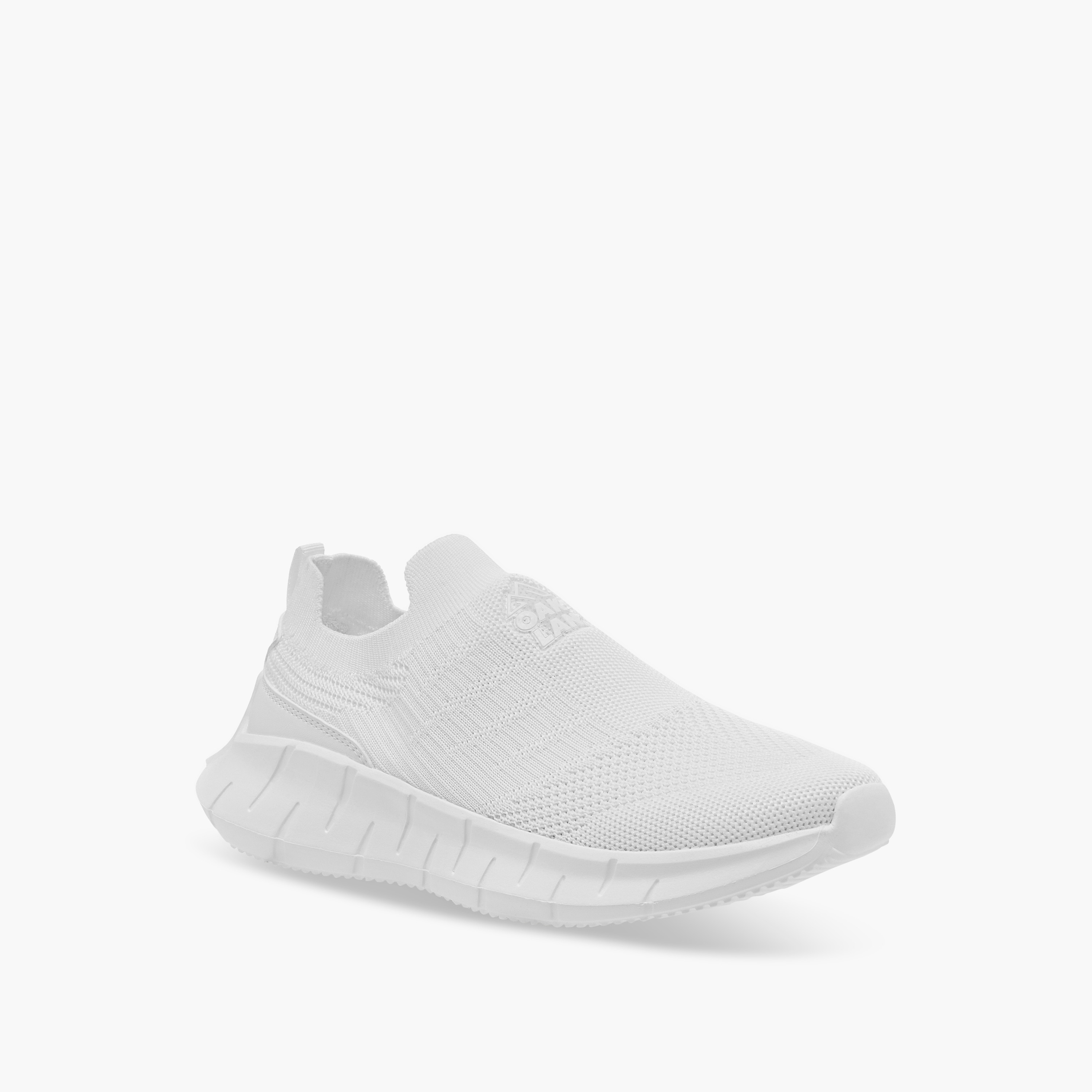 حذاء رياضي سهل الارتداء بطبعات شعار من أوكلان من شو إكسبريس-sports-women-shoes-image-2
