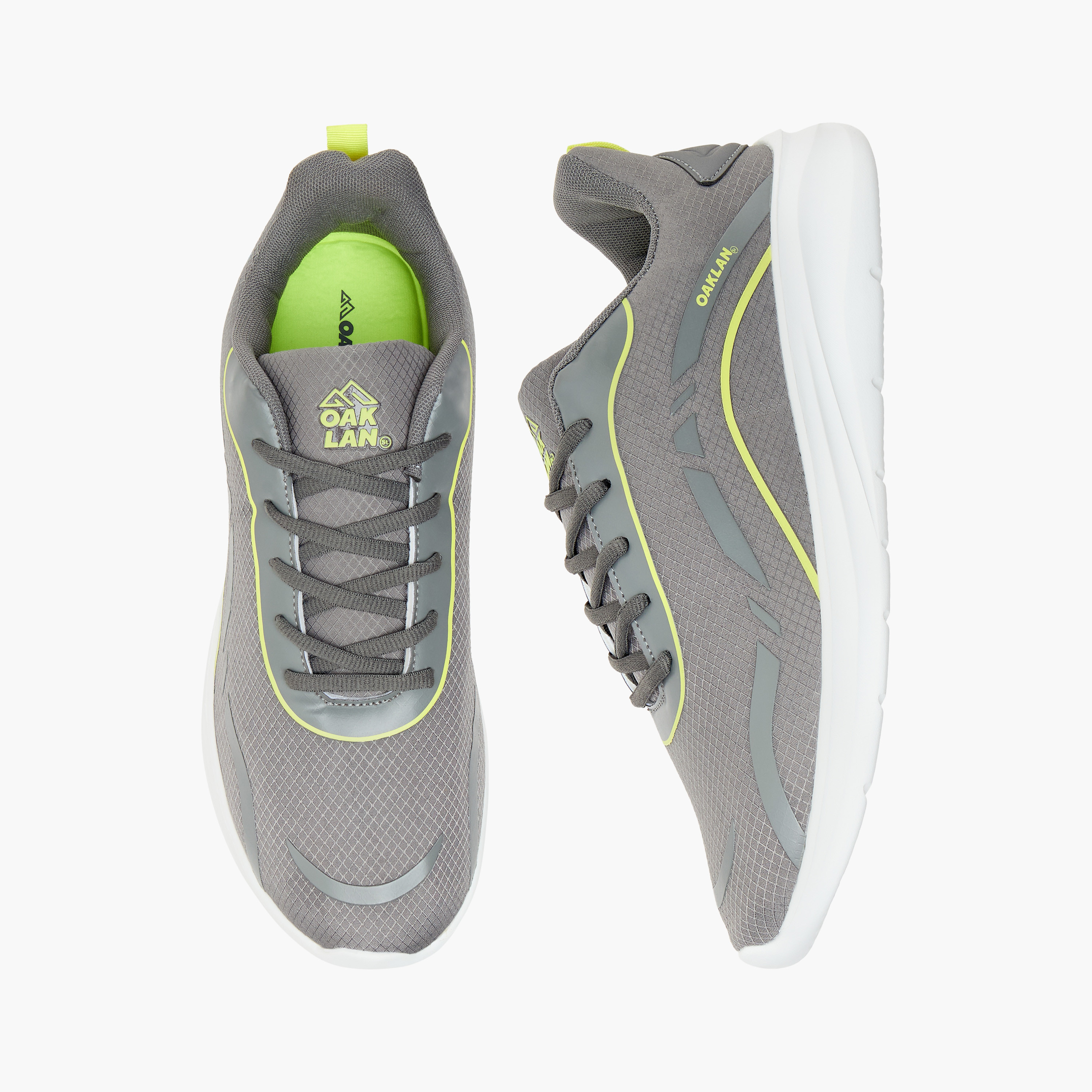 حذاء رياضي شبكي برباط إغلاق أوكلان من شو إكسبريس-sports-men-shoes-image-1