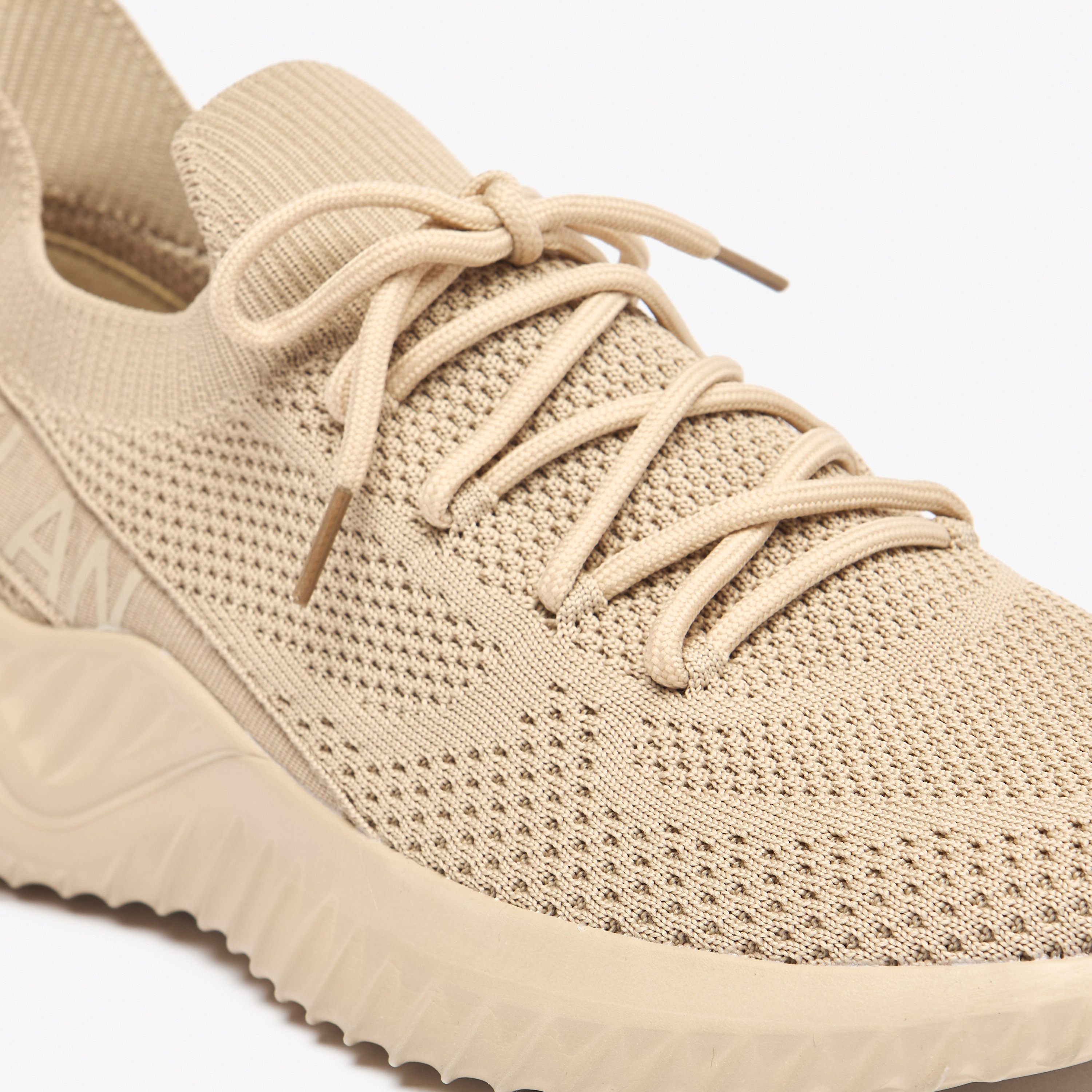 حذاء رياضي سهل الارتداء بطبعات شعار مع ألسنة سحب من أوكلاند من شو إكسبريس-sports-men-shoes-image-5