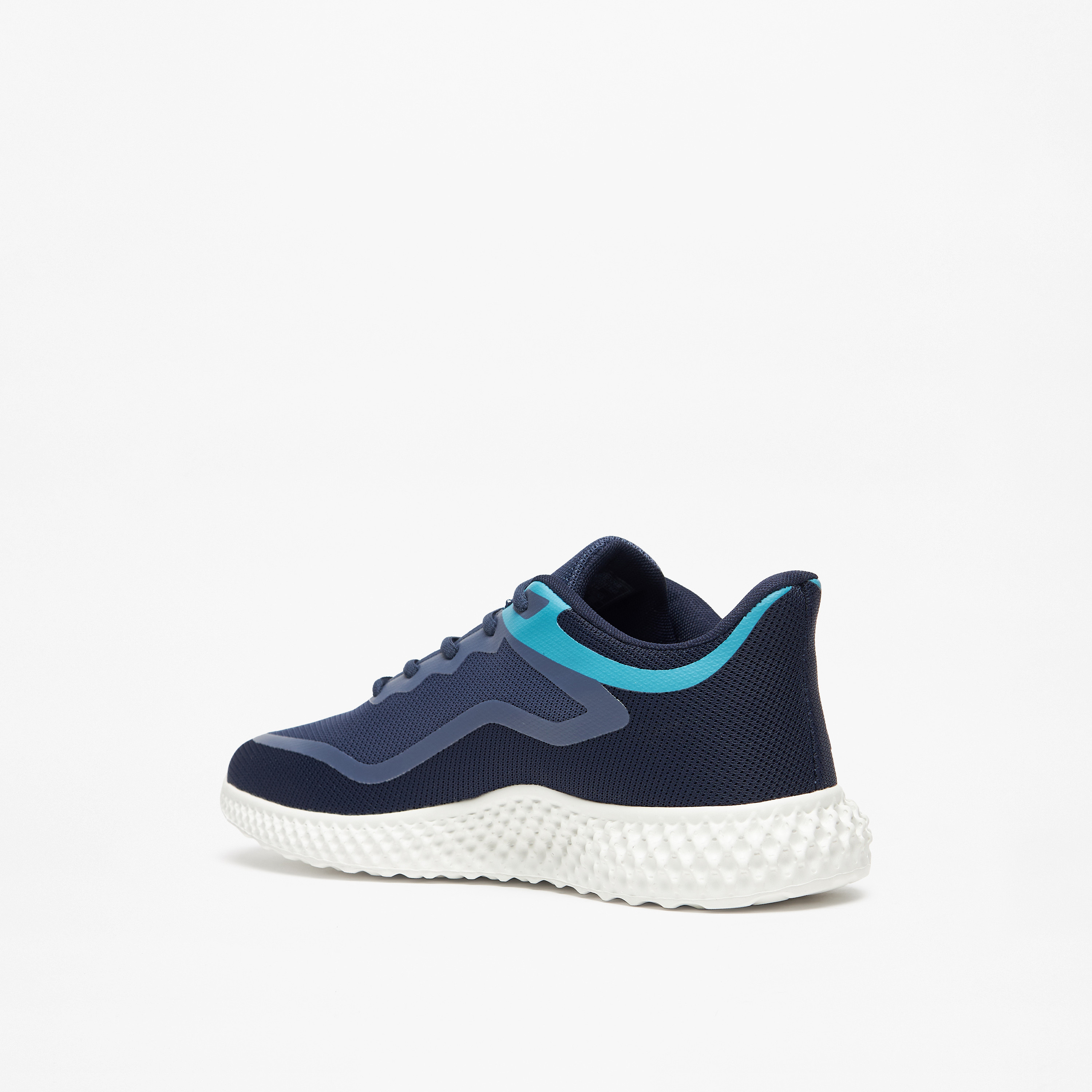 FUIBENG Women's Fashion Sneakers With Heart Design — Lightweight Walking & Running Shoes, Breathable Mesh, Valentine's Day Style