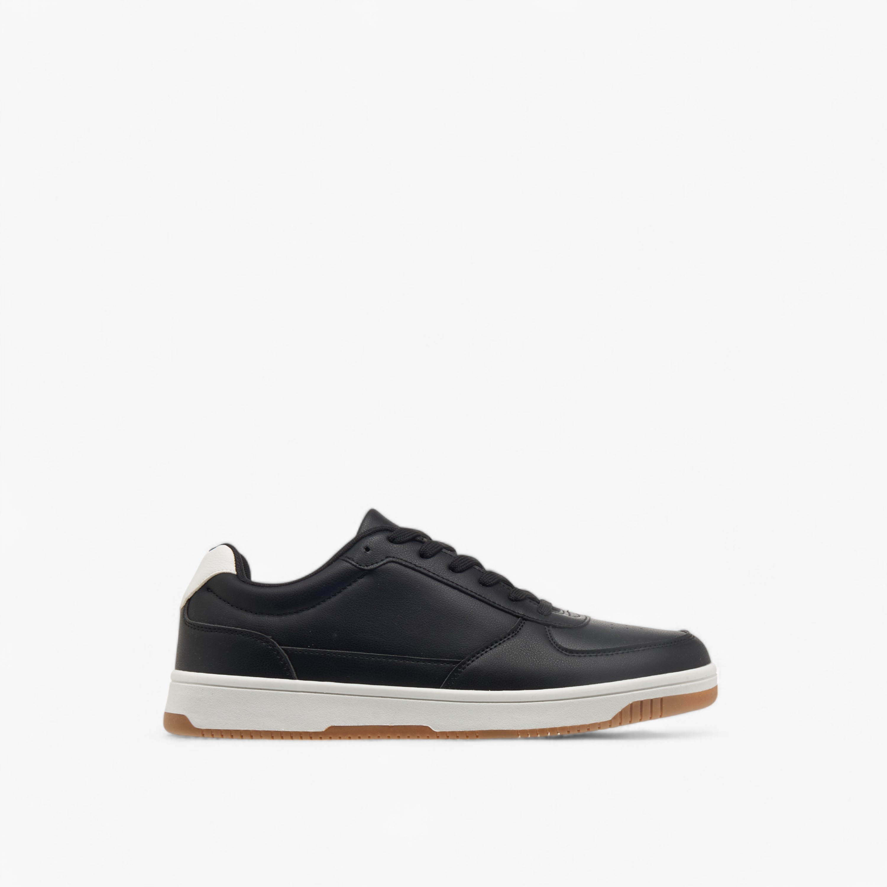 حذاء سنيكرز بِألواح ورباط إغلاق من إل بي إل من شو إكسبرس-men-shoes-sneakers-image-3