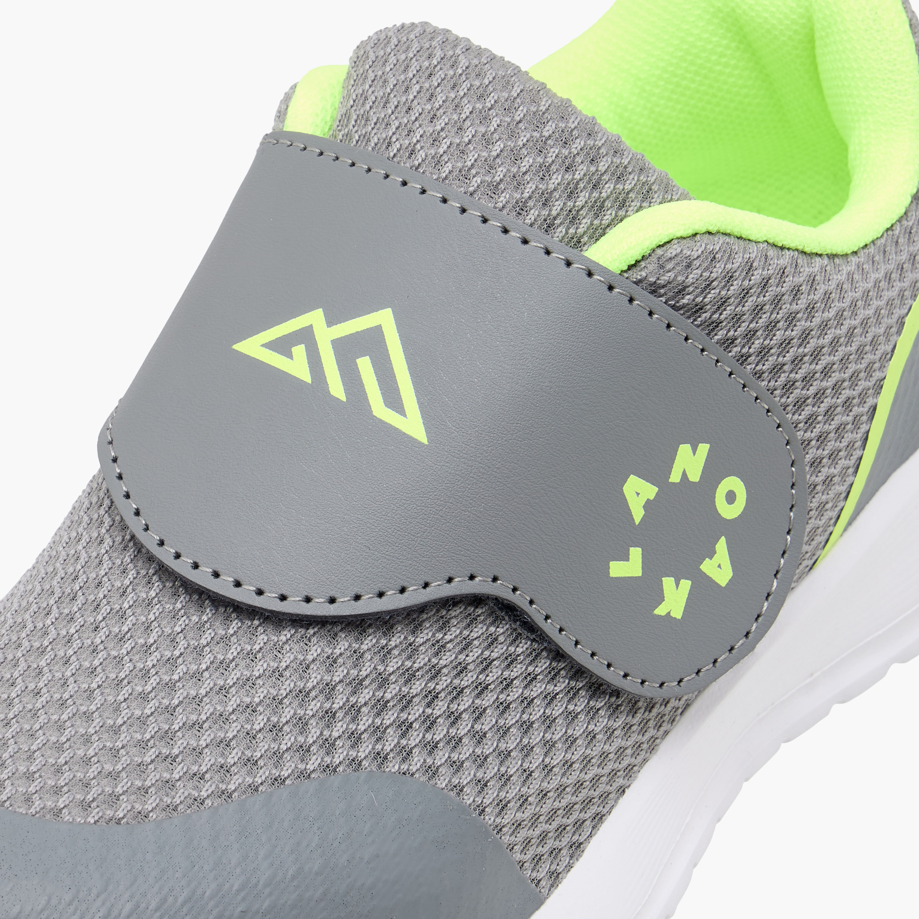 Oaklan by Shoexpress Logo Detail Sports Shoes with Hook and Loop Closure-boys-shoes-schoolshoes-image-4