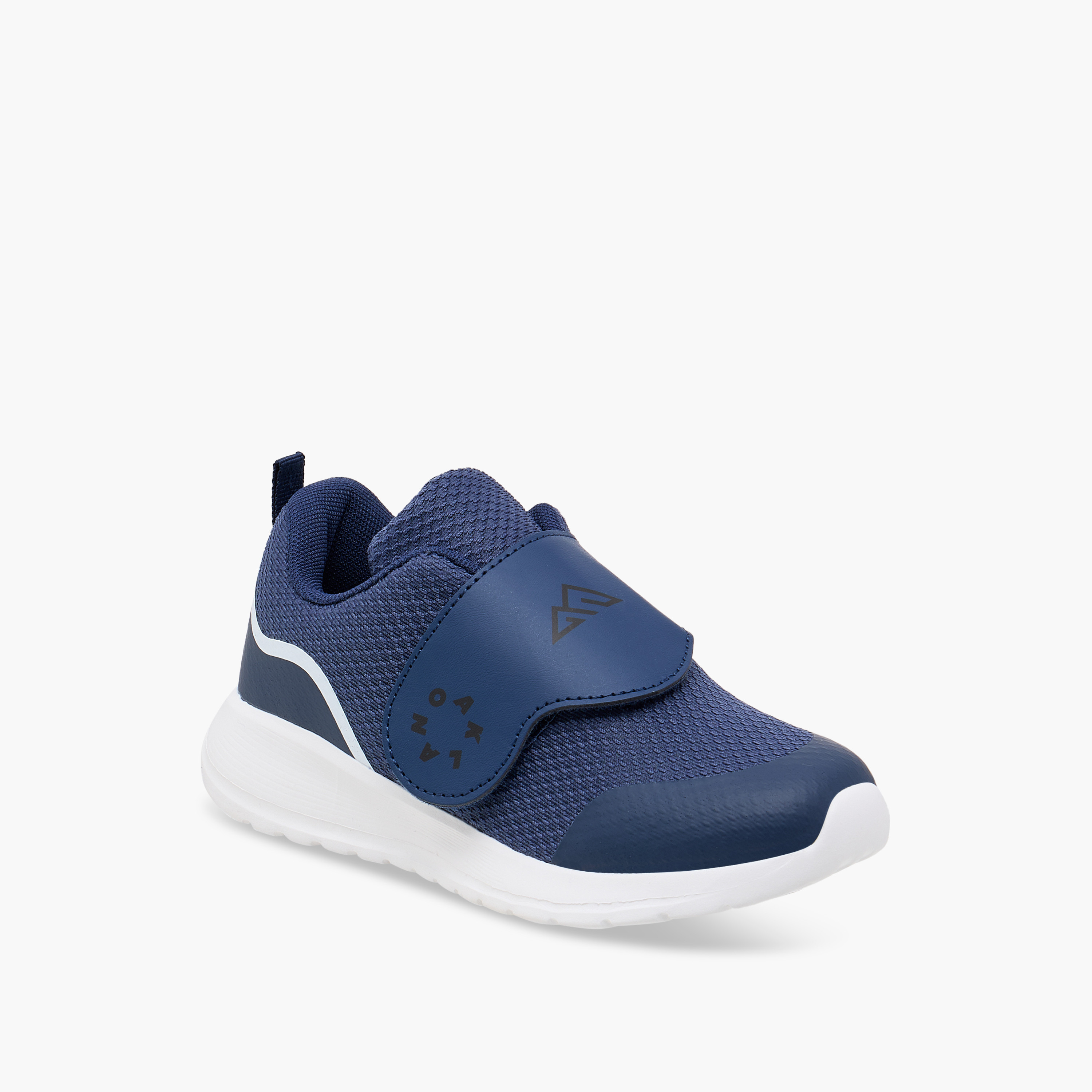 حذاء رياضي بشريط إغلاق لاصق وتفاصيل شعار من أوكلان من شو إكسبريس-boys-shoes-schoolshoes-image-2