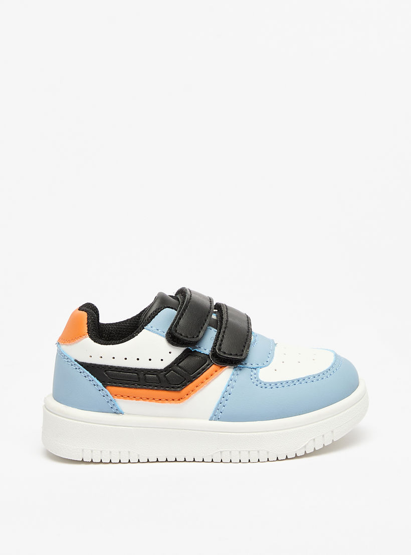 حذاء سنيكرز بِألواح وشريط إغلاق لاصق من إل بي إل من شو إكسبرس-boys-shoes-schoolshoes-image-3